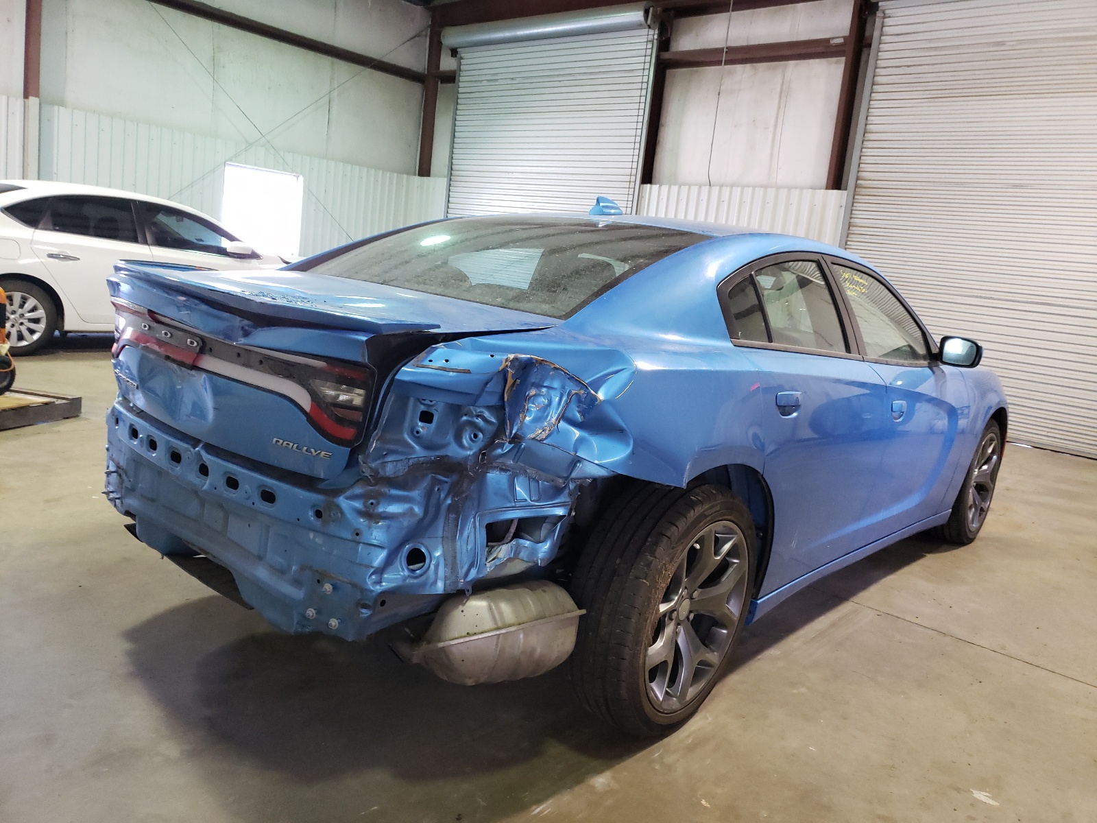 Photo 4 from auction – 2015 DODGE CHARGER SX with VIN 2C3CDXHG8FH863245