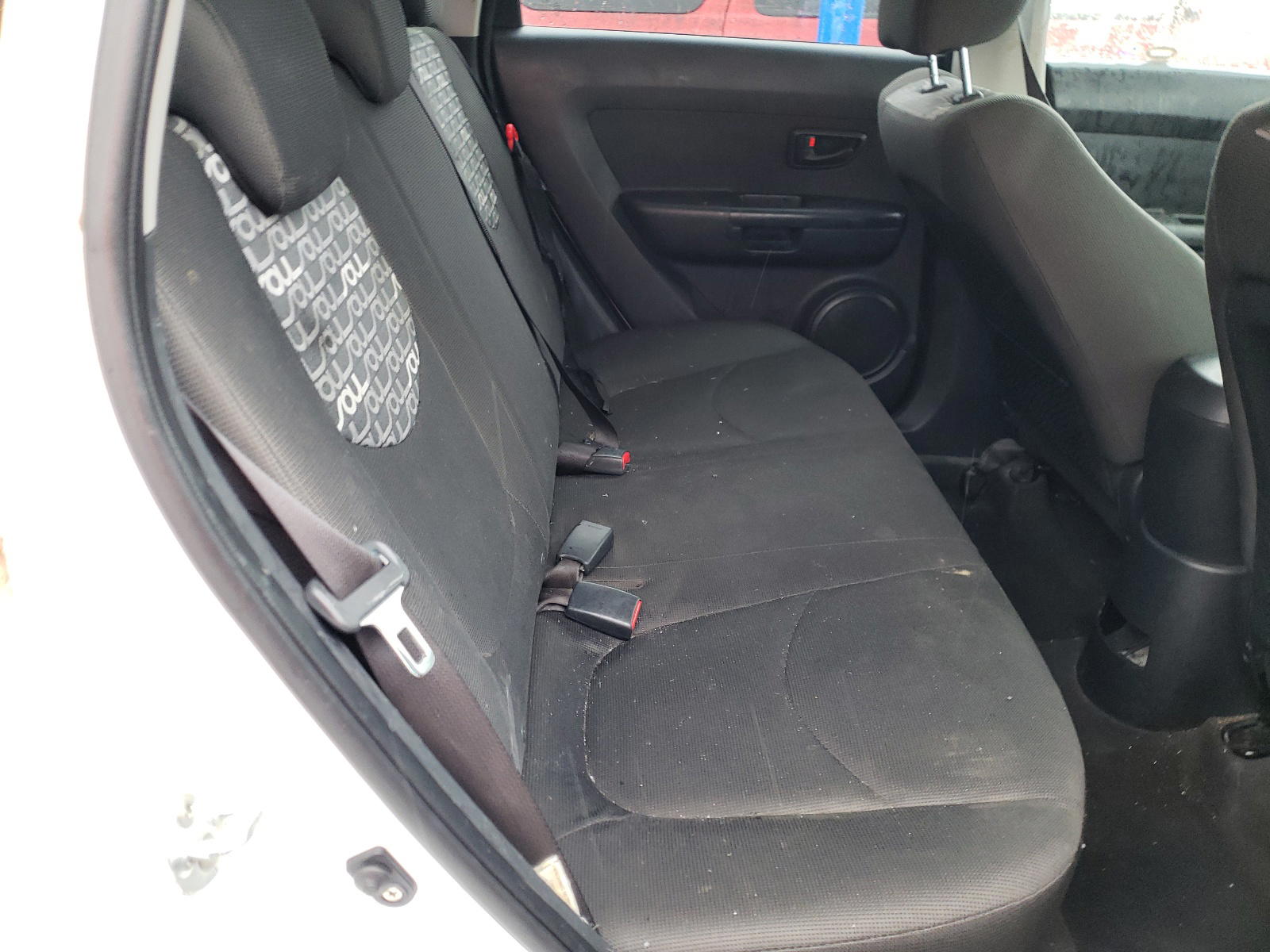 Photo 6 from auction – 2010 KIA SOUL + with VIN KNDJT2A29A7056132