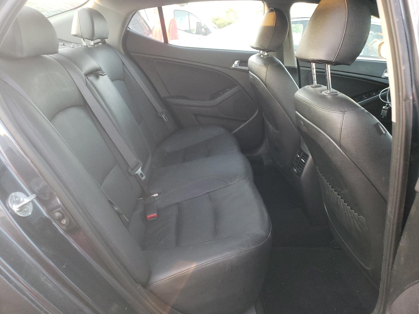 Photo 6 from auction – 2014 KIA OPTIMA HYB with VIN KNAGN4AD1E5075130