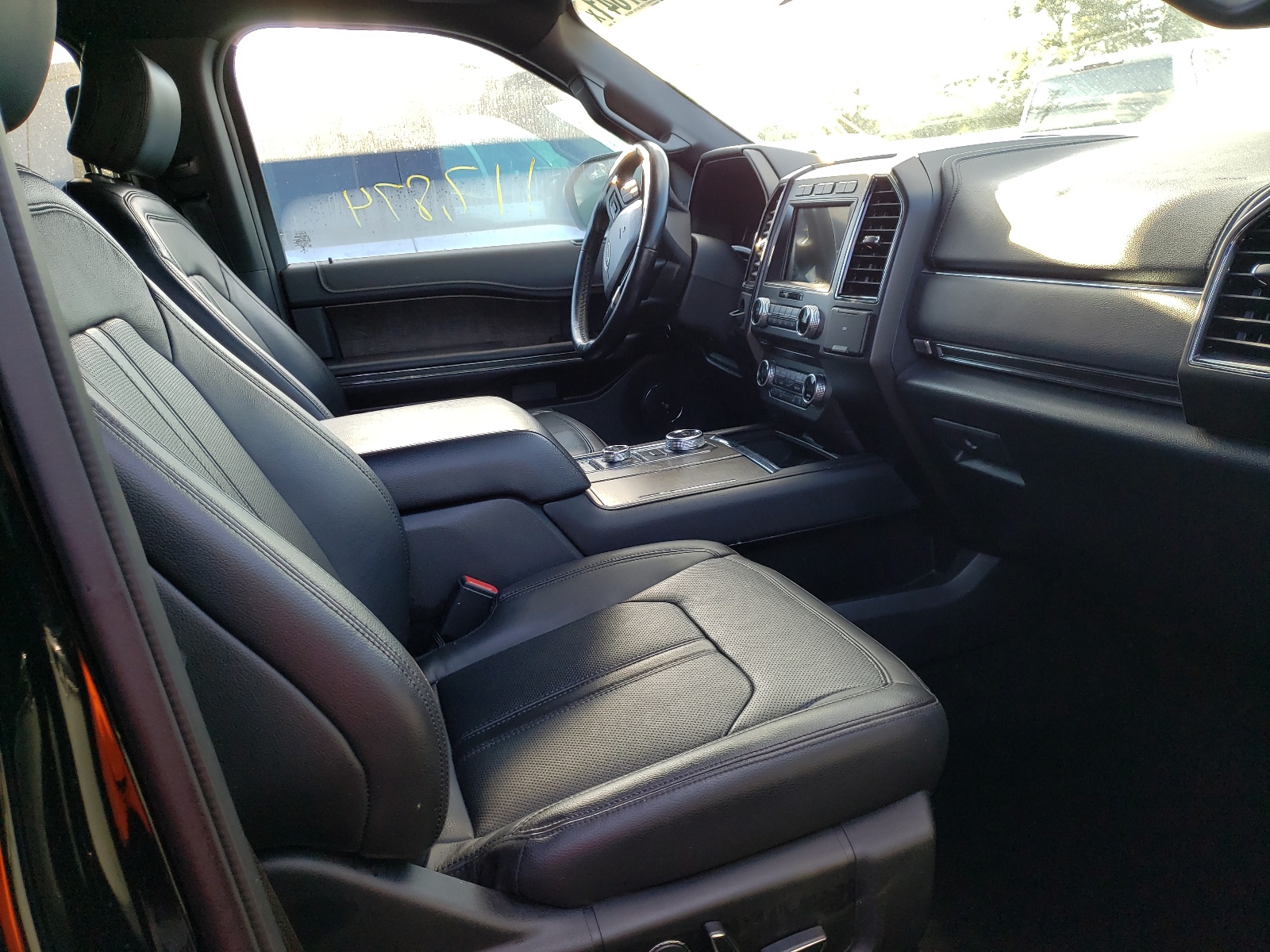 Photo 5 from auction – 2018 FORD EXPEDITION with VIN 1FMJK2ATXJEA35597