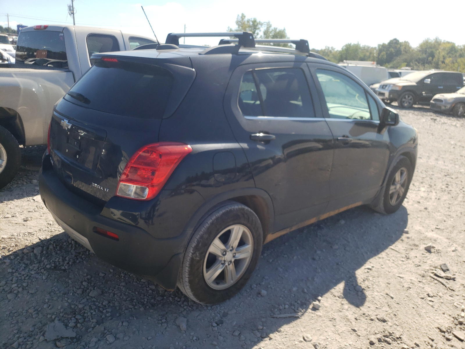 Photo 4 from auction – 2015 CHEVROLET TRAX 1LT with VIN 3GNCJLSB6FL174846