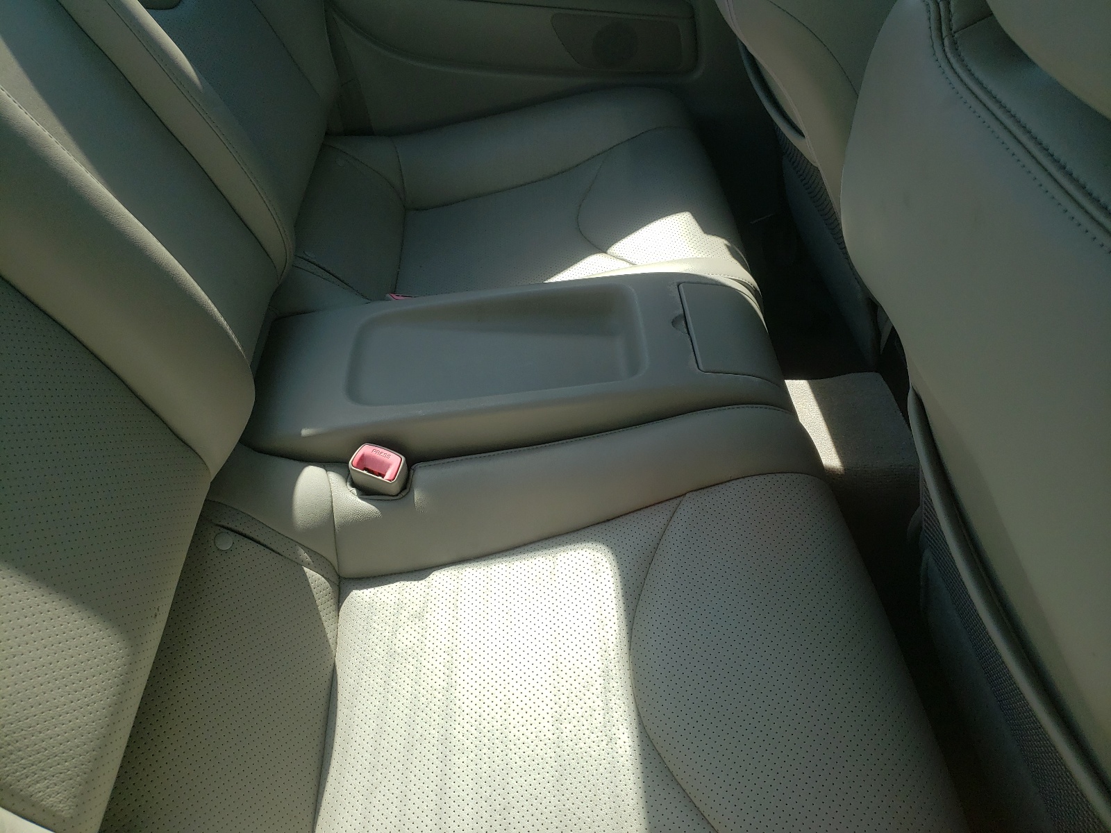 Photo 6 from auction – 2009 INFINITI G37 with VIN JNKCV64F59M651483