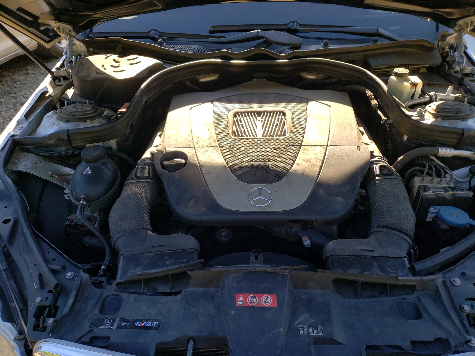 Photo 7 from auction – 2010 MERCEDES-BENZ E 350 with VIN WDDHF5GB2AA032259