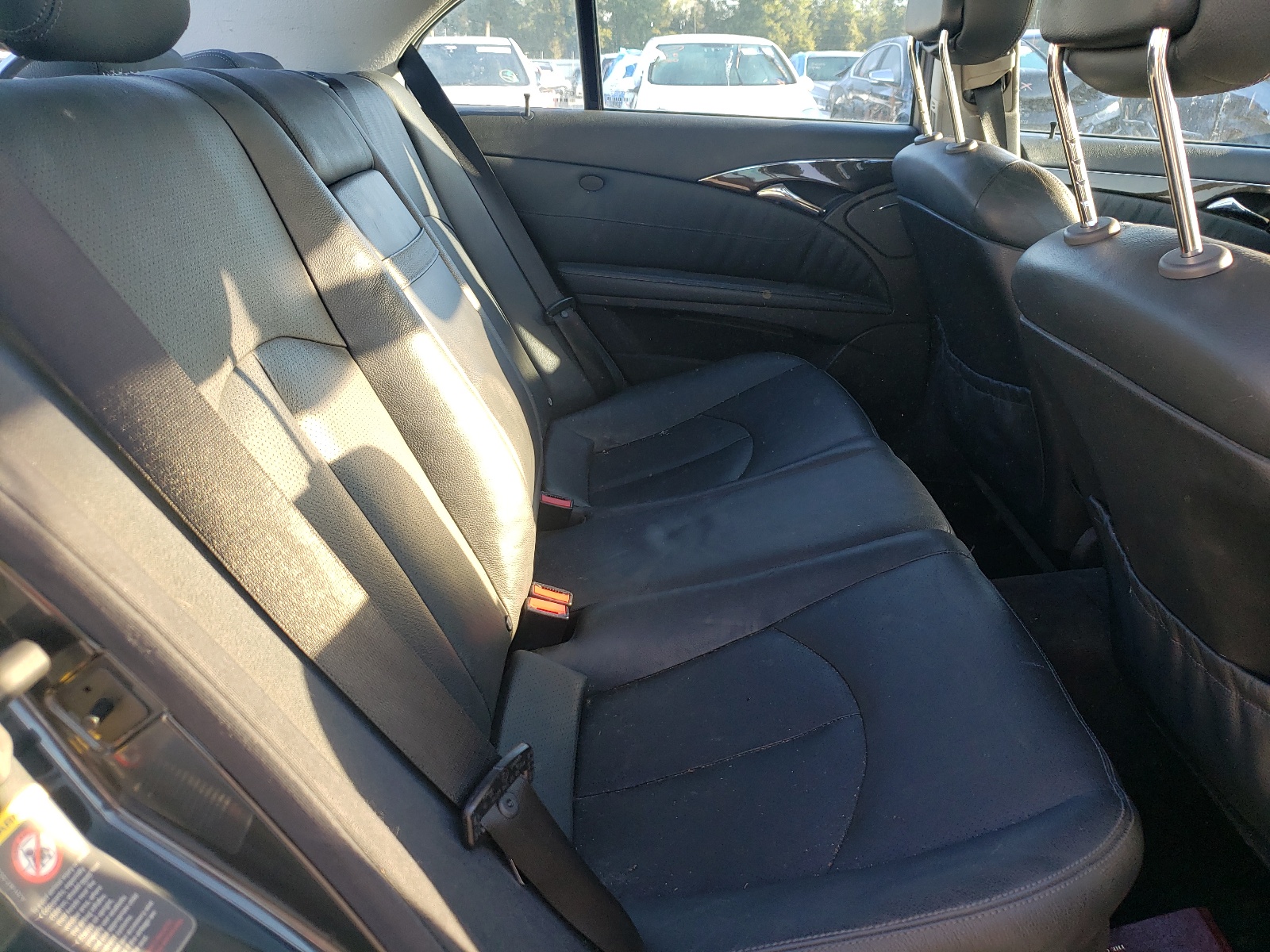 Photo 6 from auction – 2003 MERCEDES-BENZ E 500 with VIN WDBUF70J63A147468