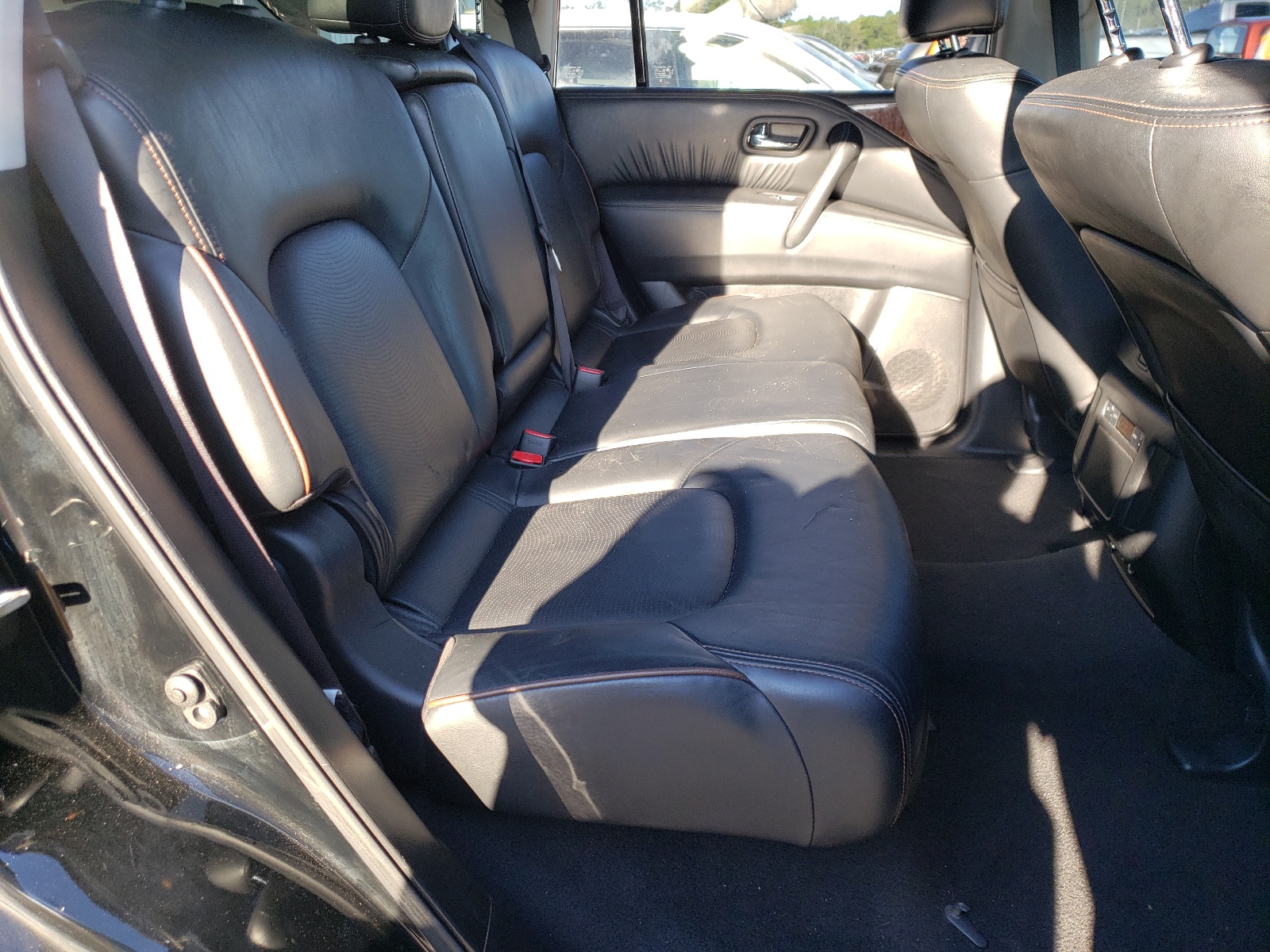 Photo 6 from auction – 2017 NISSAN ARMADA SV with VIN JN8AY2NC9H9504022