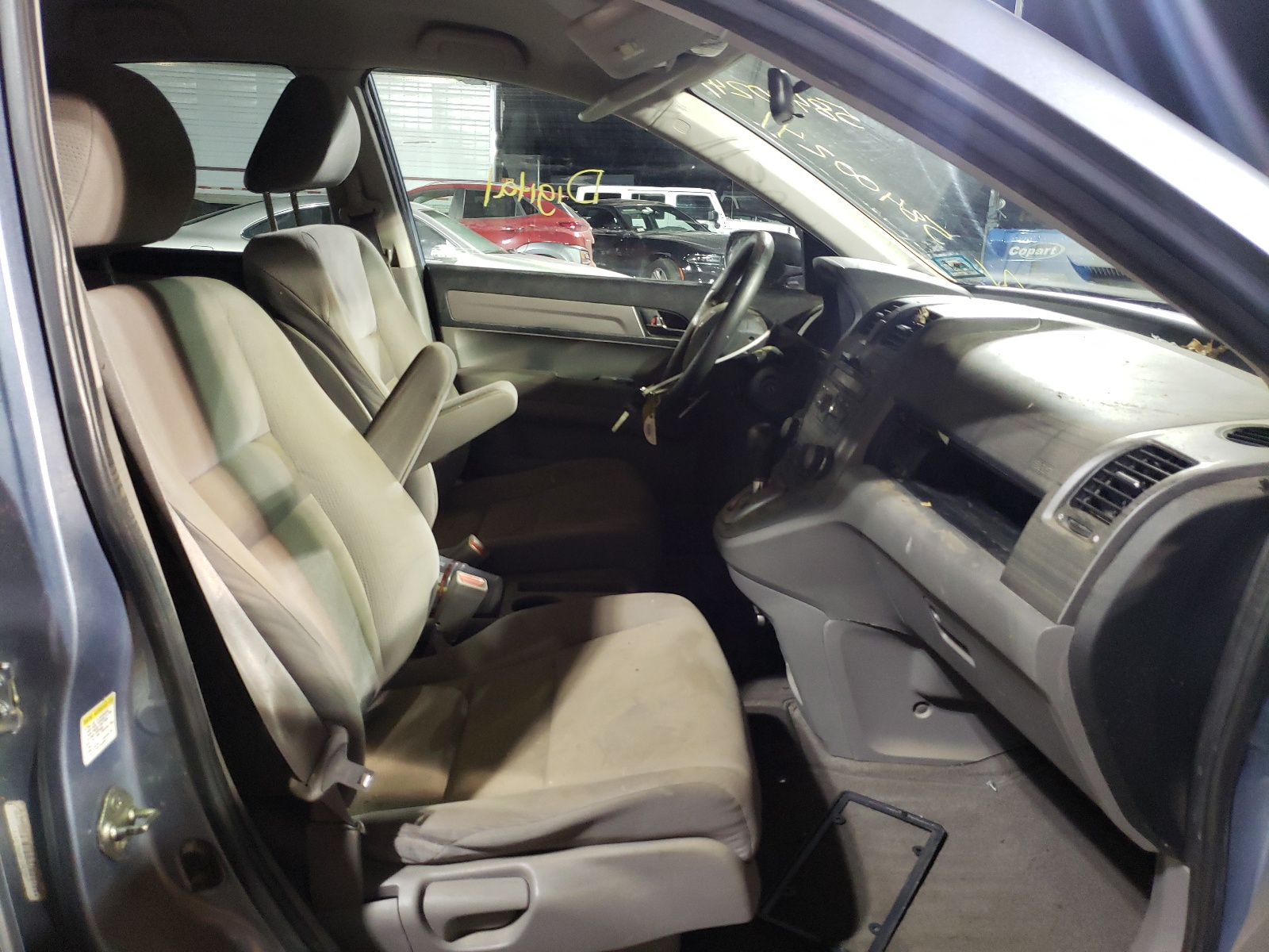Photo 5 from auction – 2011 HONDA CR-V SE with VIN 5J6RE4H44BL098100