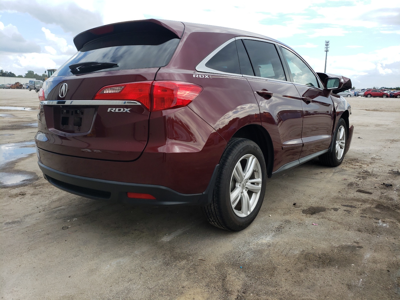 Photo 4 from auction – 2015 ACURA RDX TECHNO with VIN 5J8TB3H51FL012918
