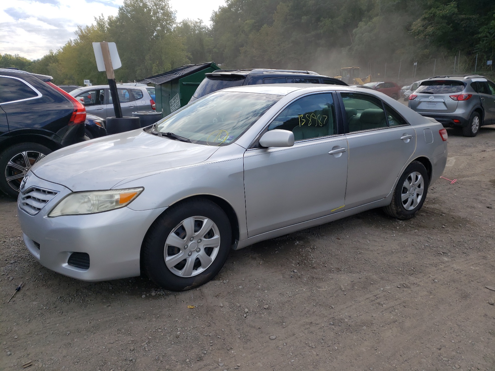 Photo 2 from auction – 2010 TOYOTA CAMRY BASE with VIN 4T1BF3EK7AU513674