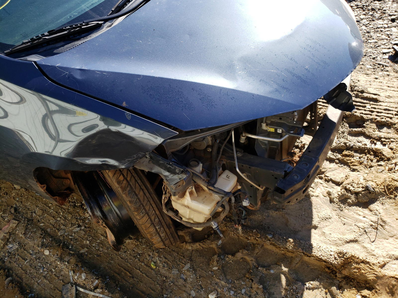 Photo 9 from auction – 2014 TOYOTA COROLLA L with VIN 2T1BURHE4EC020766