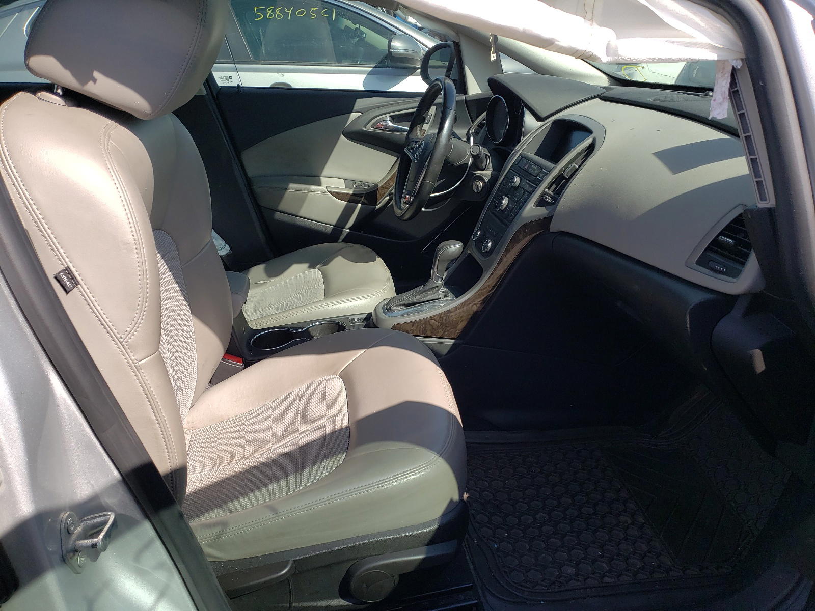 Photo 5 from auction – 2013 BUICK VERANO with VIN 1G4PP5SK8D4135954