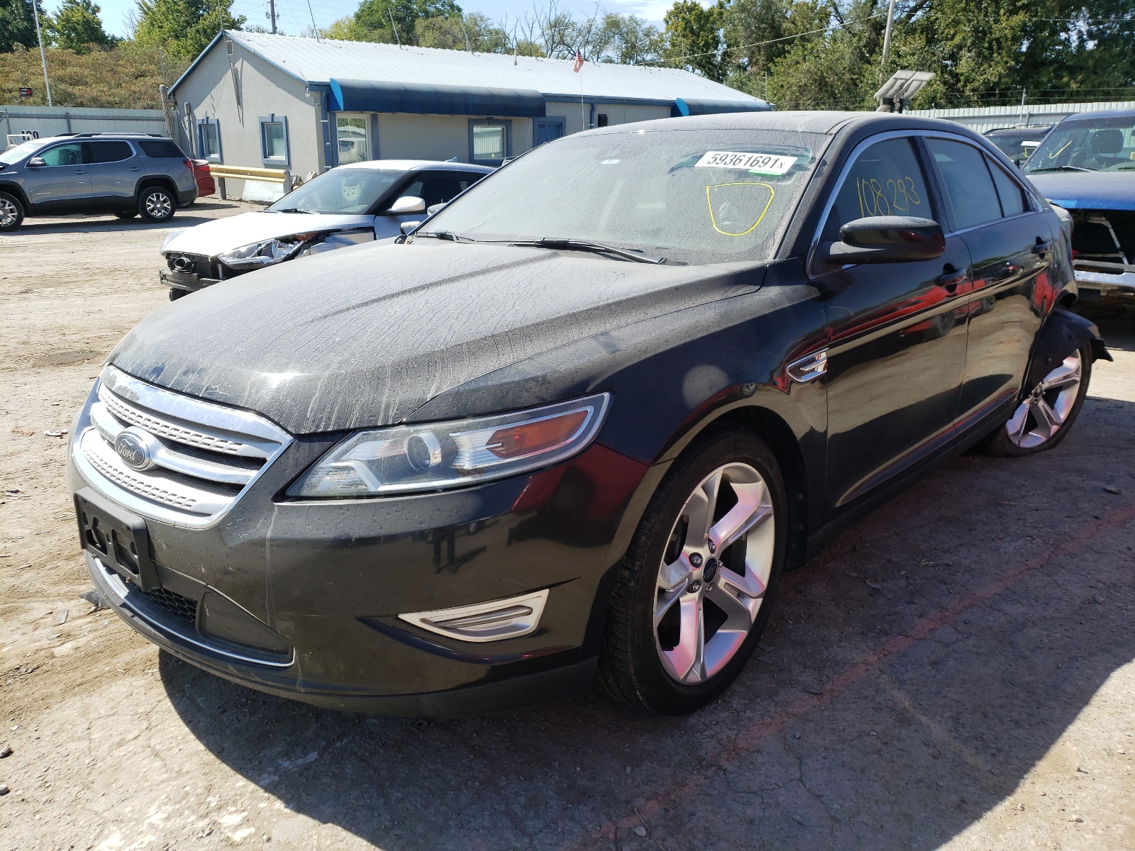 Photo 2 from auction – 2010 FORD TAURUS SHO with VIN 1FAHP2KT3AG140284