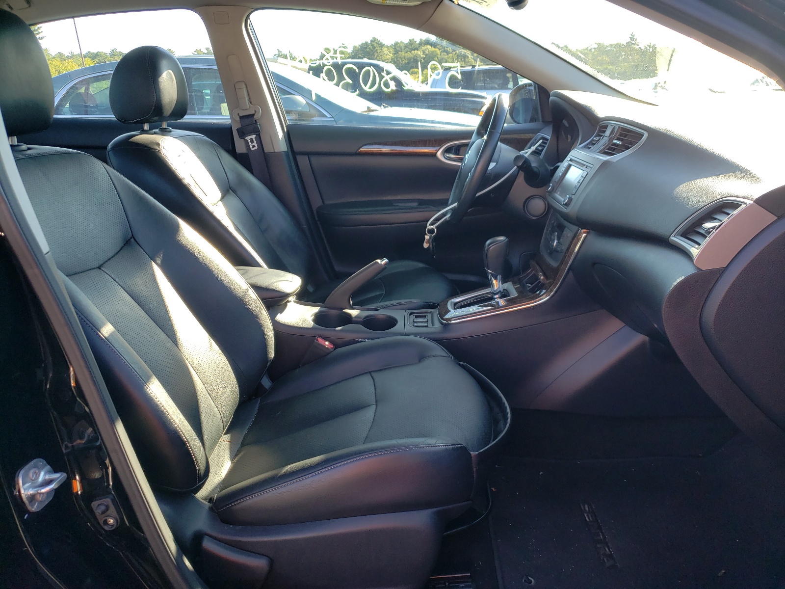 Photo 5 from auction – 2014 NISSAN SENTRA S with VIN 3N1AB7AP3EY203984