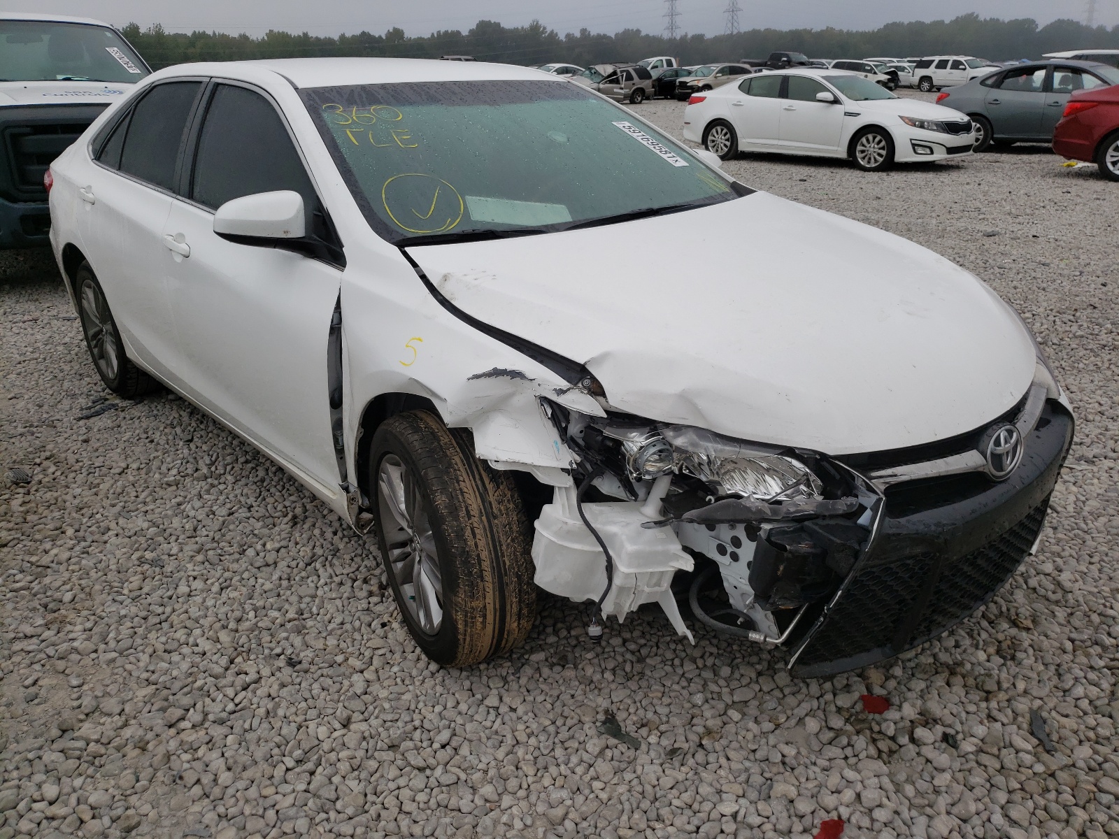 Photo 9 from auction – 2017 TOYOTA CAMRY LE with VIN 4T1BF1FK2HU378519