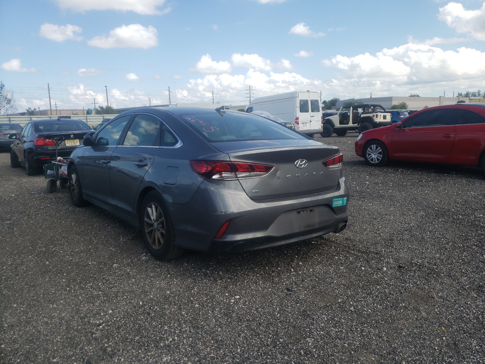 Photo 3 from auction – 2018 HYUNDAI SONATA SE with VIN 5NPE24AF9JH700548