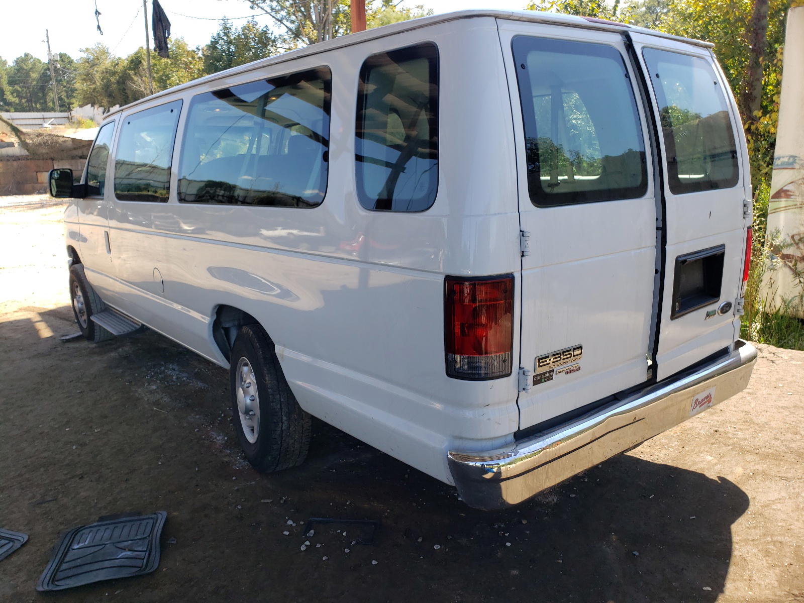 Photo 3 from auction – 2014 FORD ECONOLINE with VIN 1FBSS3BL3EDA07606