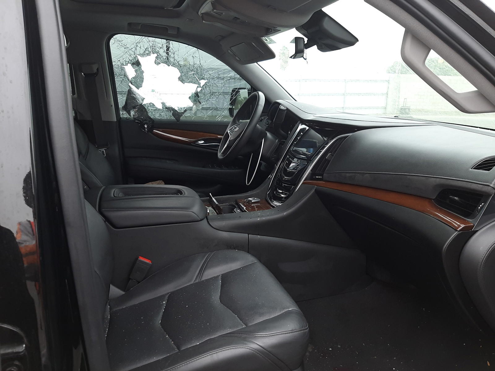 Photo 5 from auction – 2020 CADILLAC ESCALADE E with VIN 1GYS4JKJ6LR164419