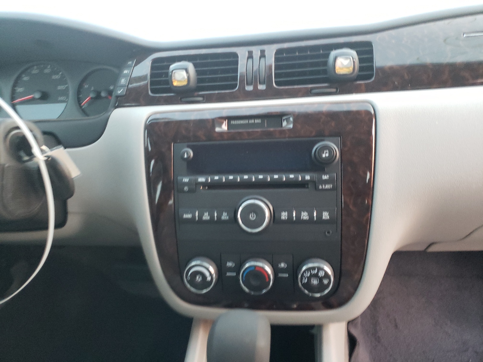 Photo 9 from auction – 2014 CHEVROLET IMPALA LIM with VIN 2G1WA5E34E1120993