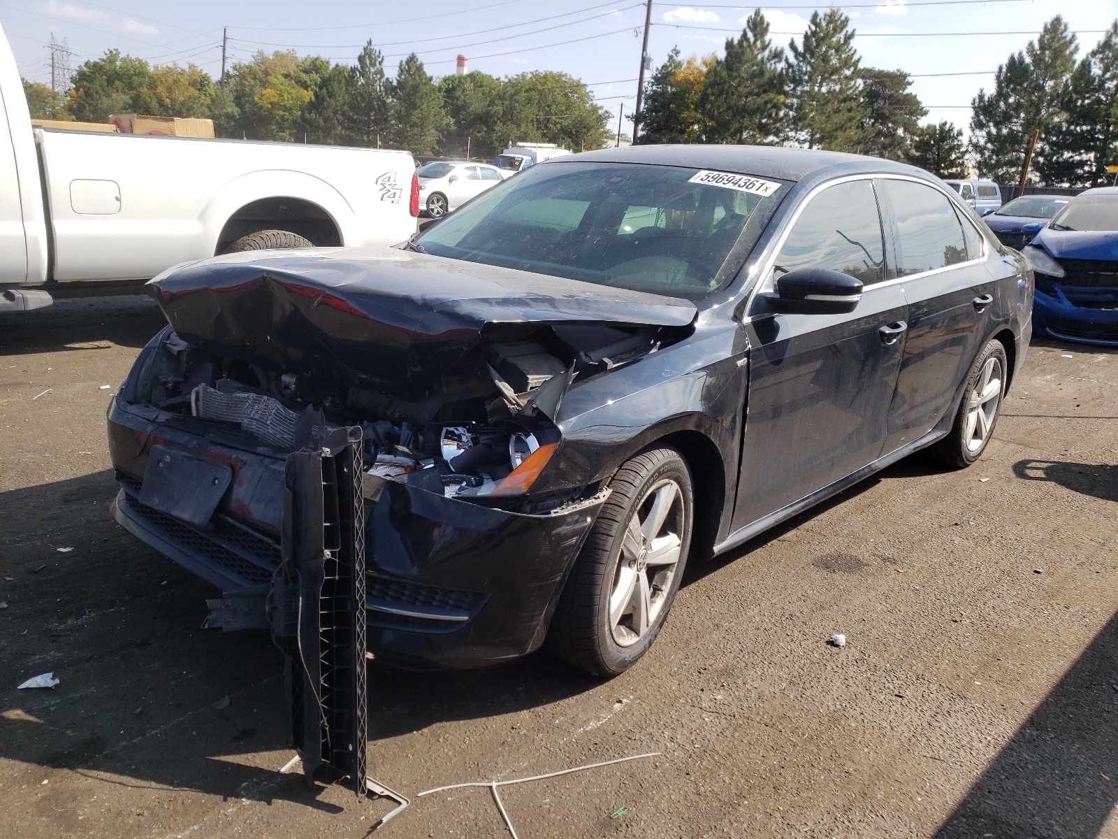 Photo 2 from auction – 2014 VOLKSWAGEN PASSAT S with VIN 1VWAT7A37EC058798