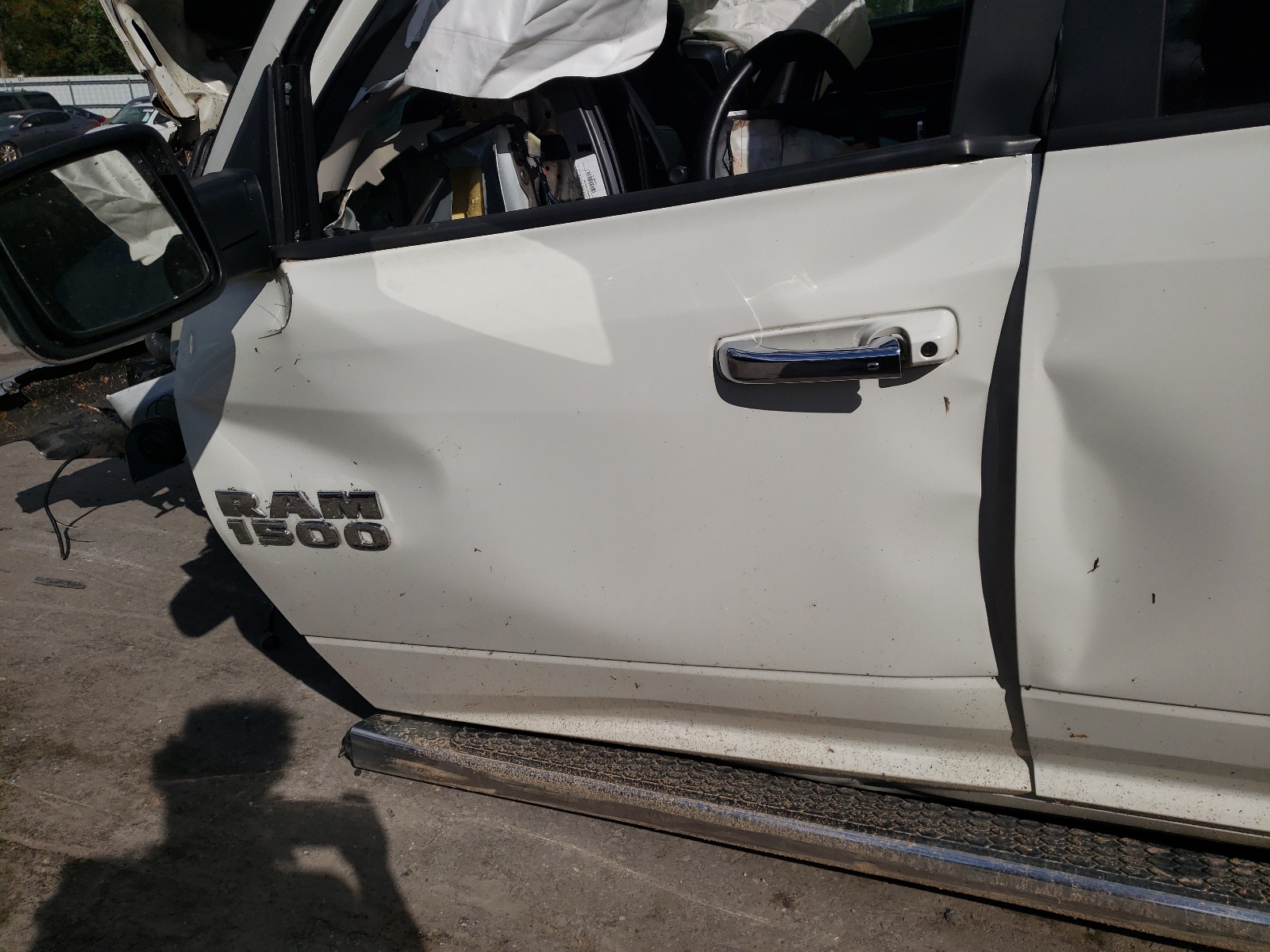 Photo 10 from auction – 2018 RAM 1500 LARAM with VIN 1C6RR7NM6JS279453