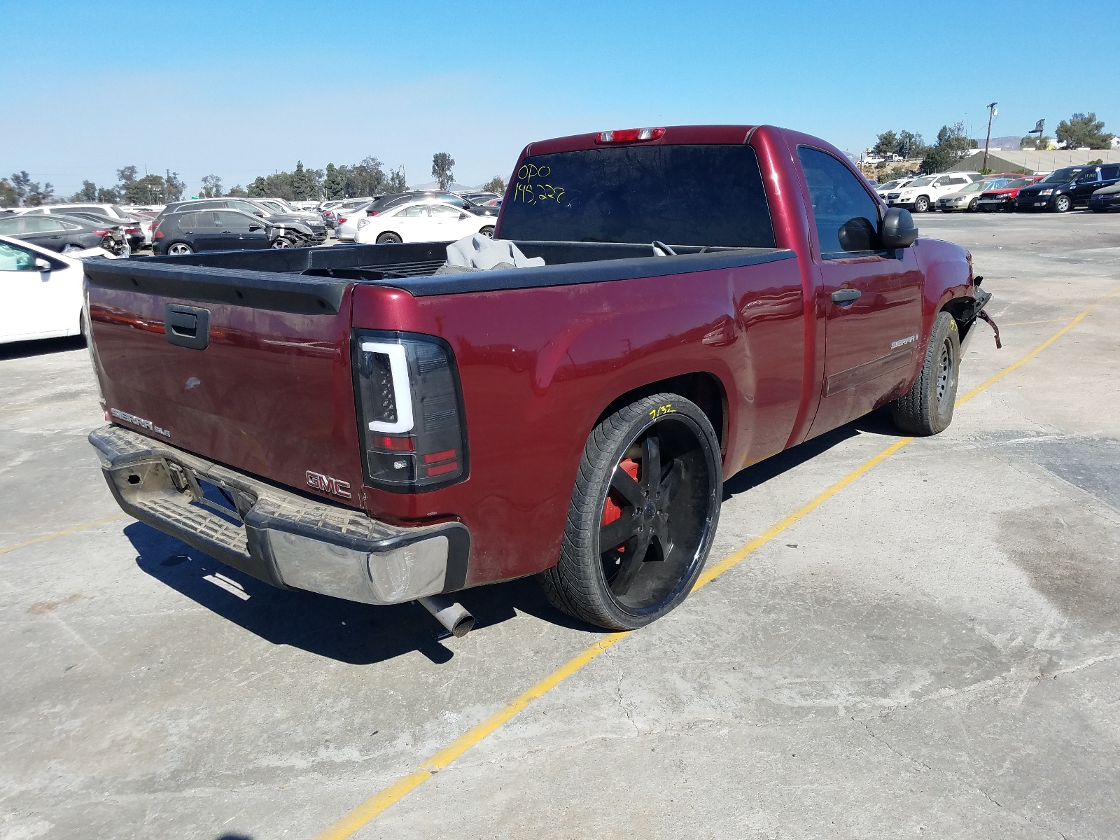 Photo 4 from auction – 2008 GMC SIERRA C15 with VIN 1GTEC14J08Z112049