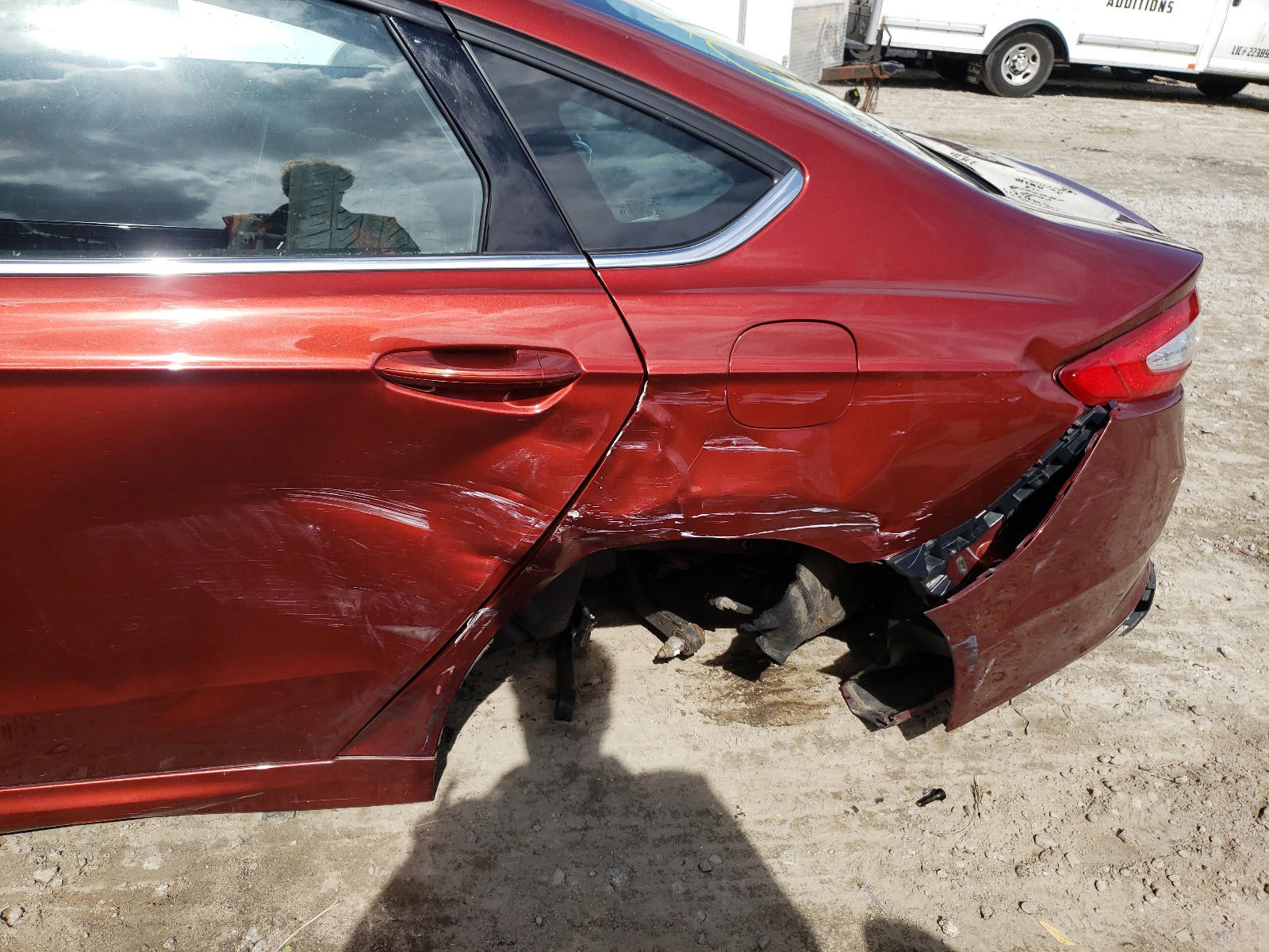 Photo 9 from auction – 2014 FORD FUSION SE with VIN 3FA6P0LU0ER288071