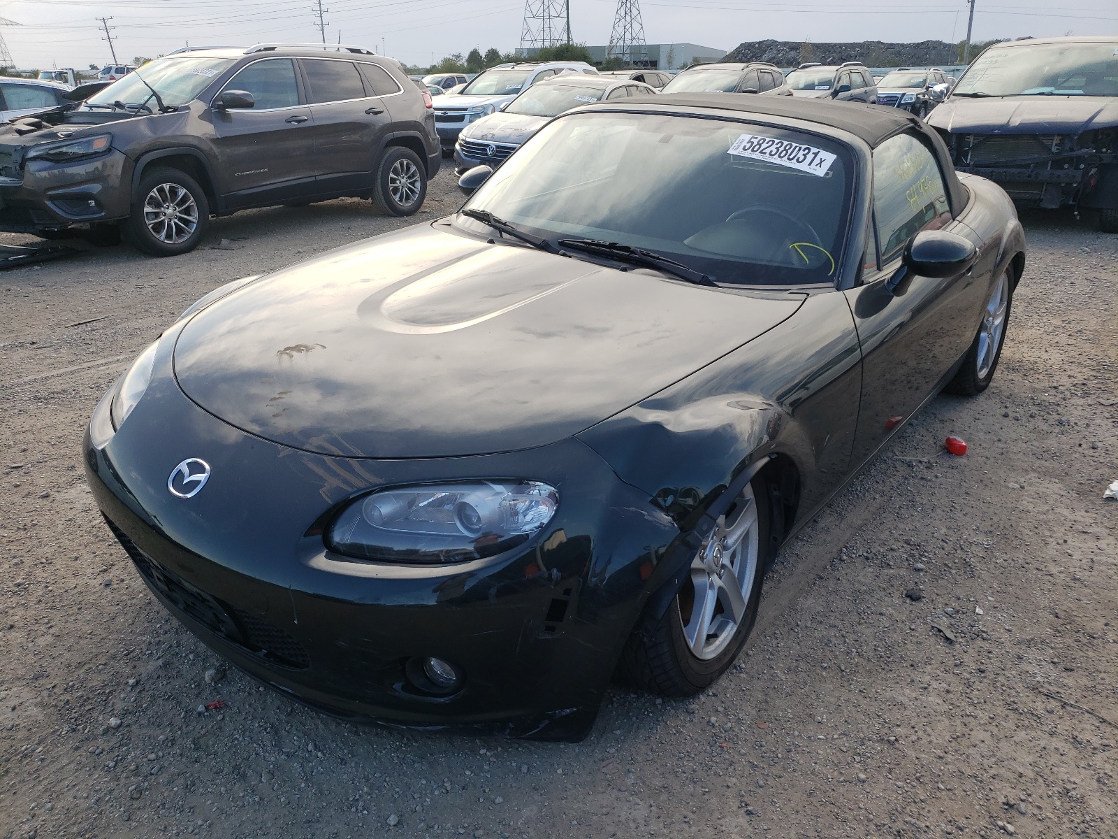 Photo 2 from auction – 2007 MAZDA MX-5 MIATA with VIN JM1NC25FX70133851