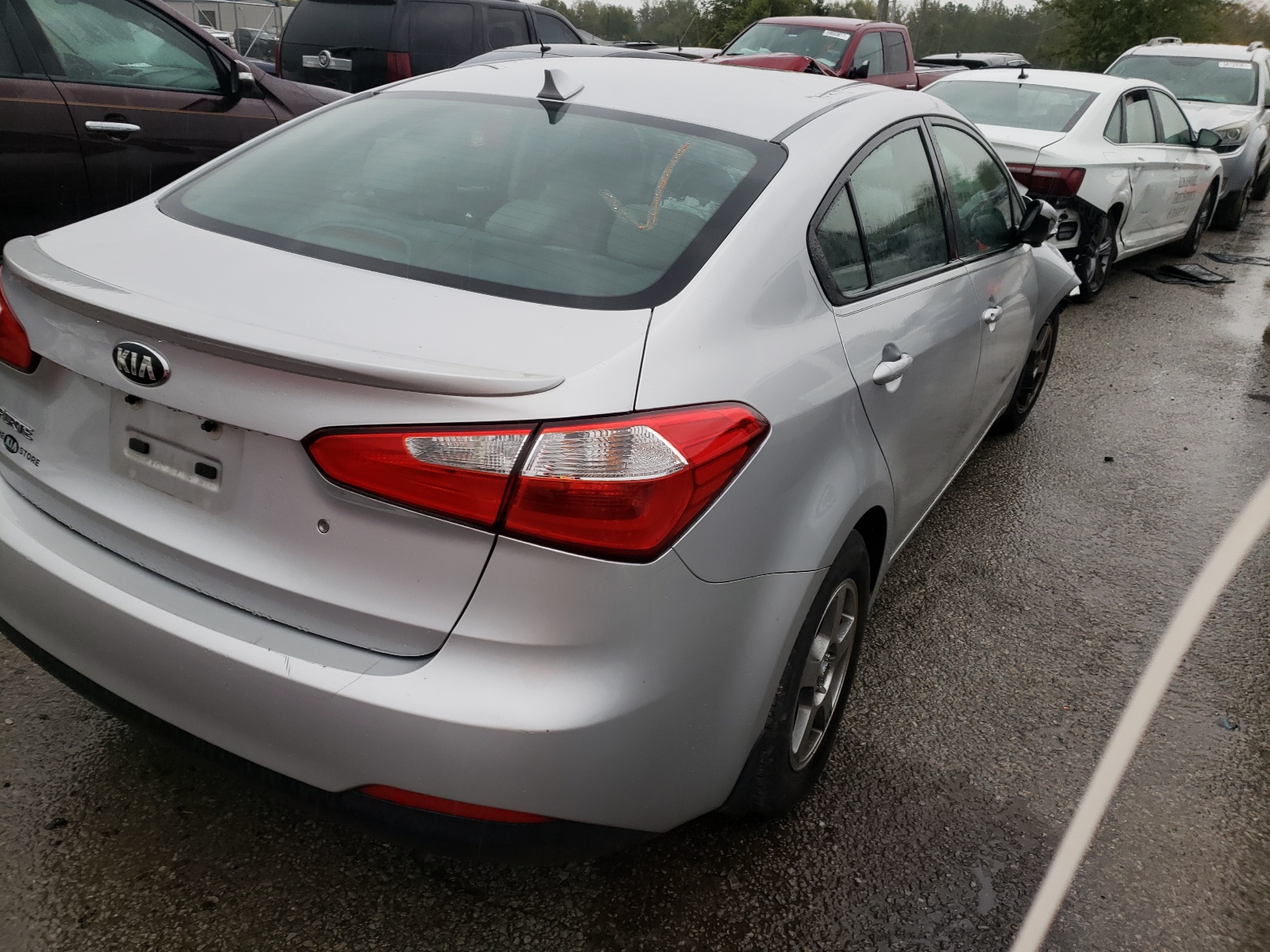 Photo 4 from auction – 2015 KIA FORTE LX with VIN KNAFK4A65F5342146