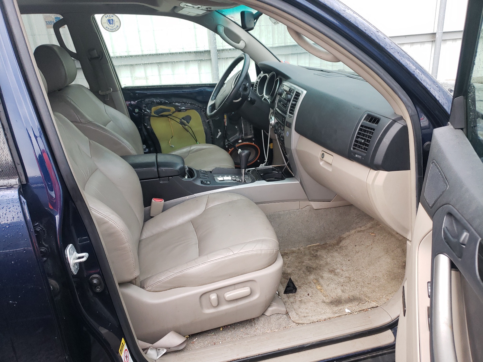 Photo 5 from auction – 2008 TOYOTA 4RUNNER LI with VIN JTEBU17R880129036