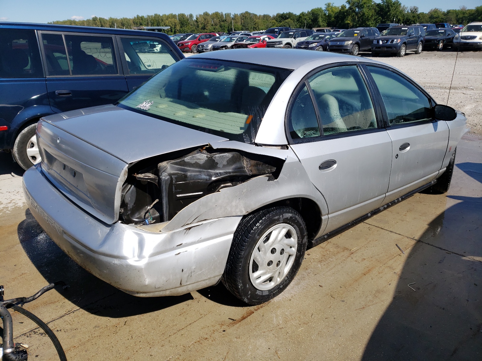 Photo 4 from auction – 2002 SATURN S SERIES with VIN 1G8ZF52802Z178201