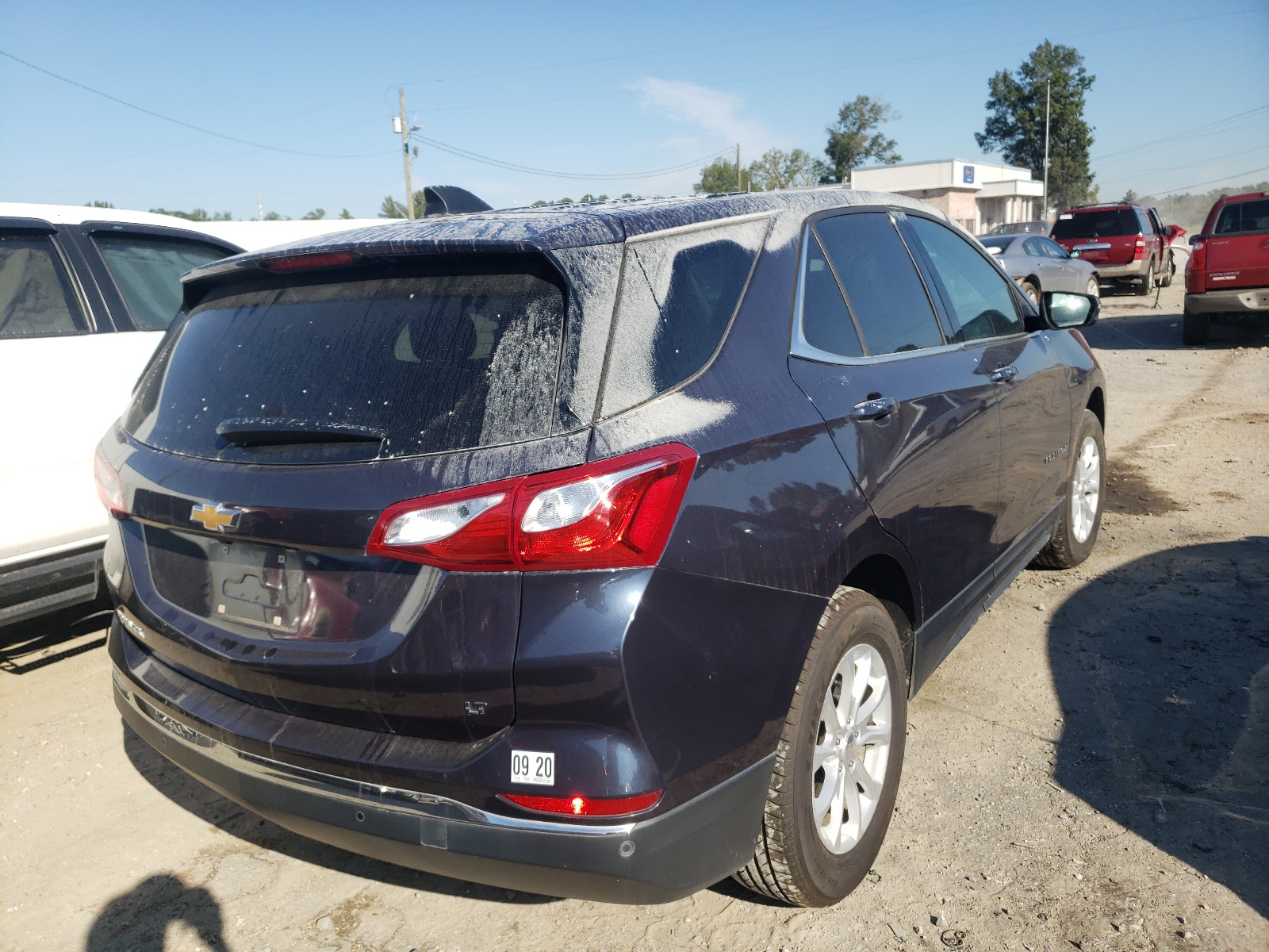 Photo 4 from auction – 2018 CHEVROLET EQUINOX LT with VIN 3GNAXJEV8JL108047