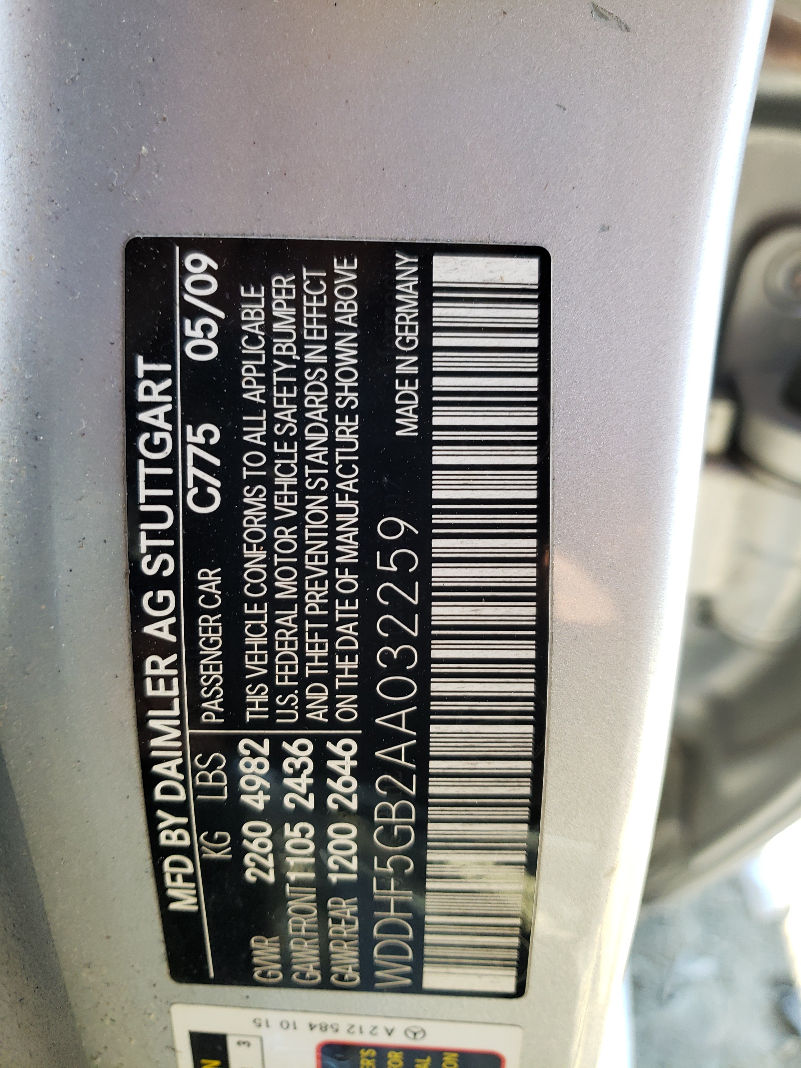 Photo 10 from auction – 2010 MERCEDES-BENZ E 350 with VIN WDDHF5GB2AA032259