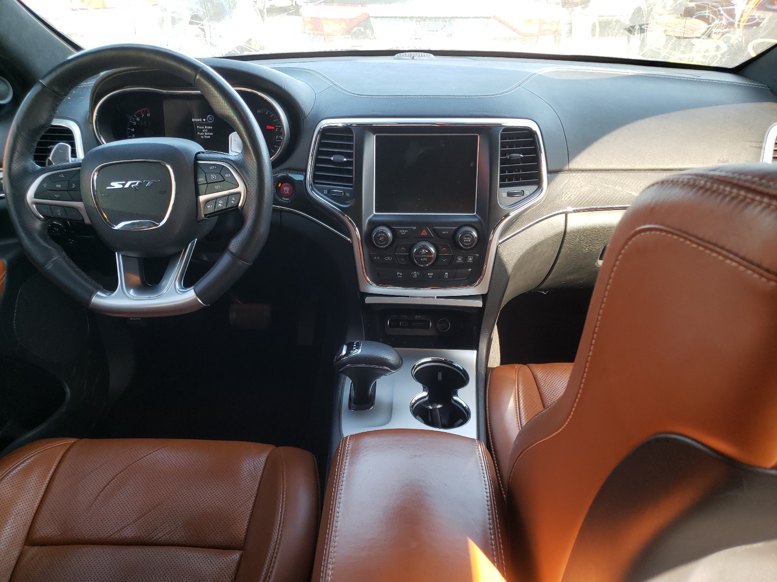 Photo 9 from auction – 2015 JEEP GRAND CHER with VIN 1C4RJFDJ7FC647982