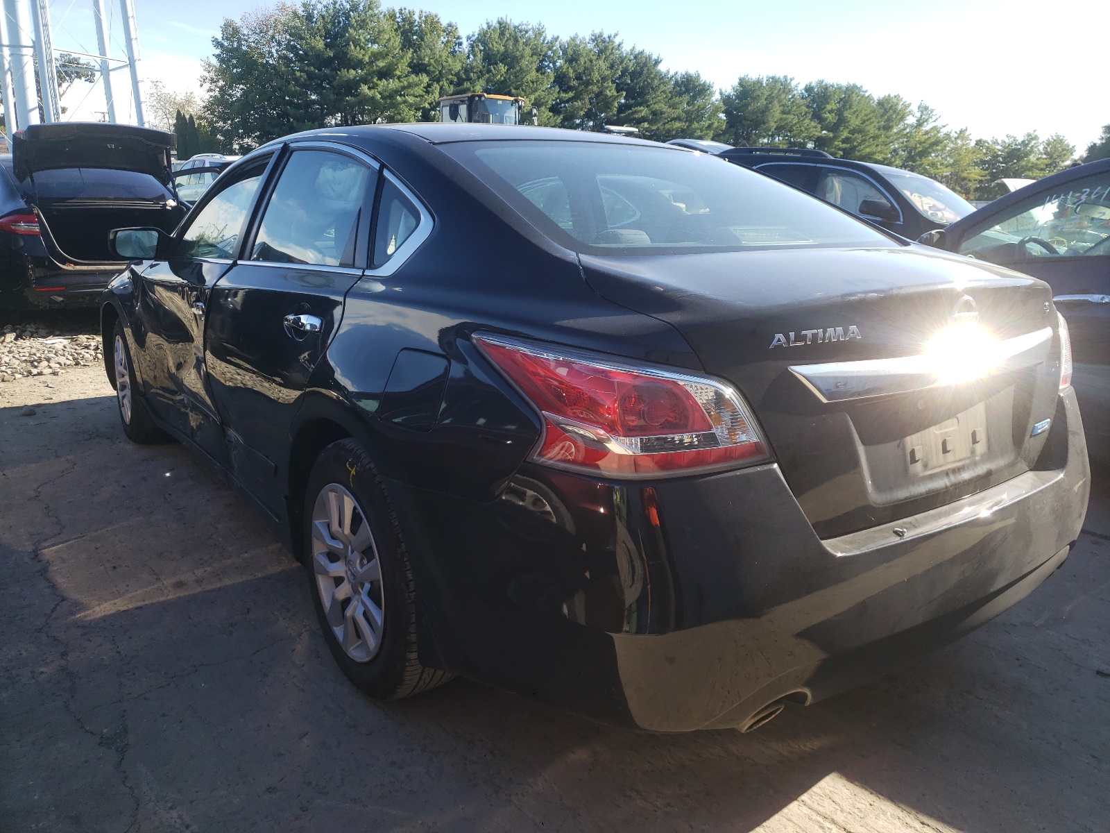 Photo 3 from auction – 2014 NISSAN ALTIMA 2.5 with VIN 1N4AL3AP2EN243723