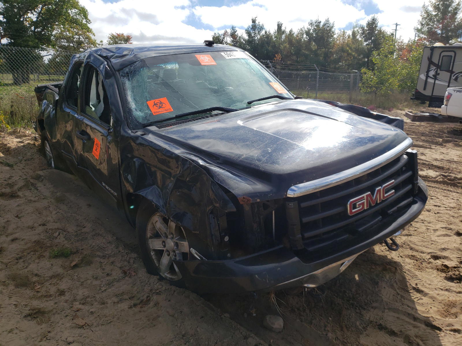 GMC SIERRA K15 2011 with VIN 1GTR2VE32BZ235211 - Photo from auction