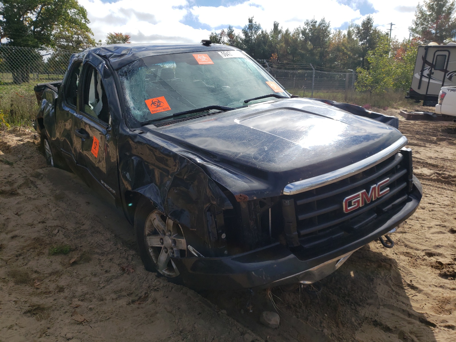 GMC SIERRA K15 2011 z numerem VIN 1GTR2VE32BZ235211 - Zdjęcie z aukcji