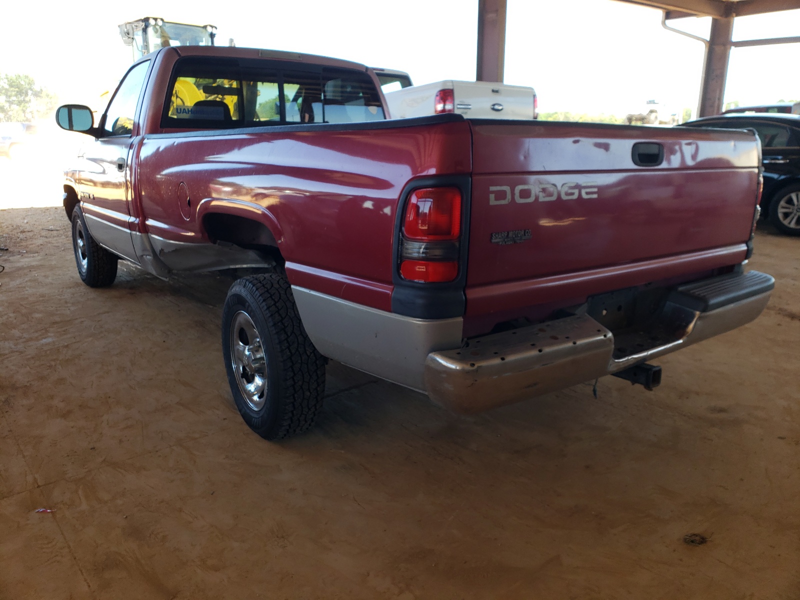 Photo 3 from auction – 1999 DODGE RAM 1500 with VIN 1B7HC16X3XS212149