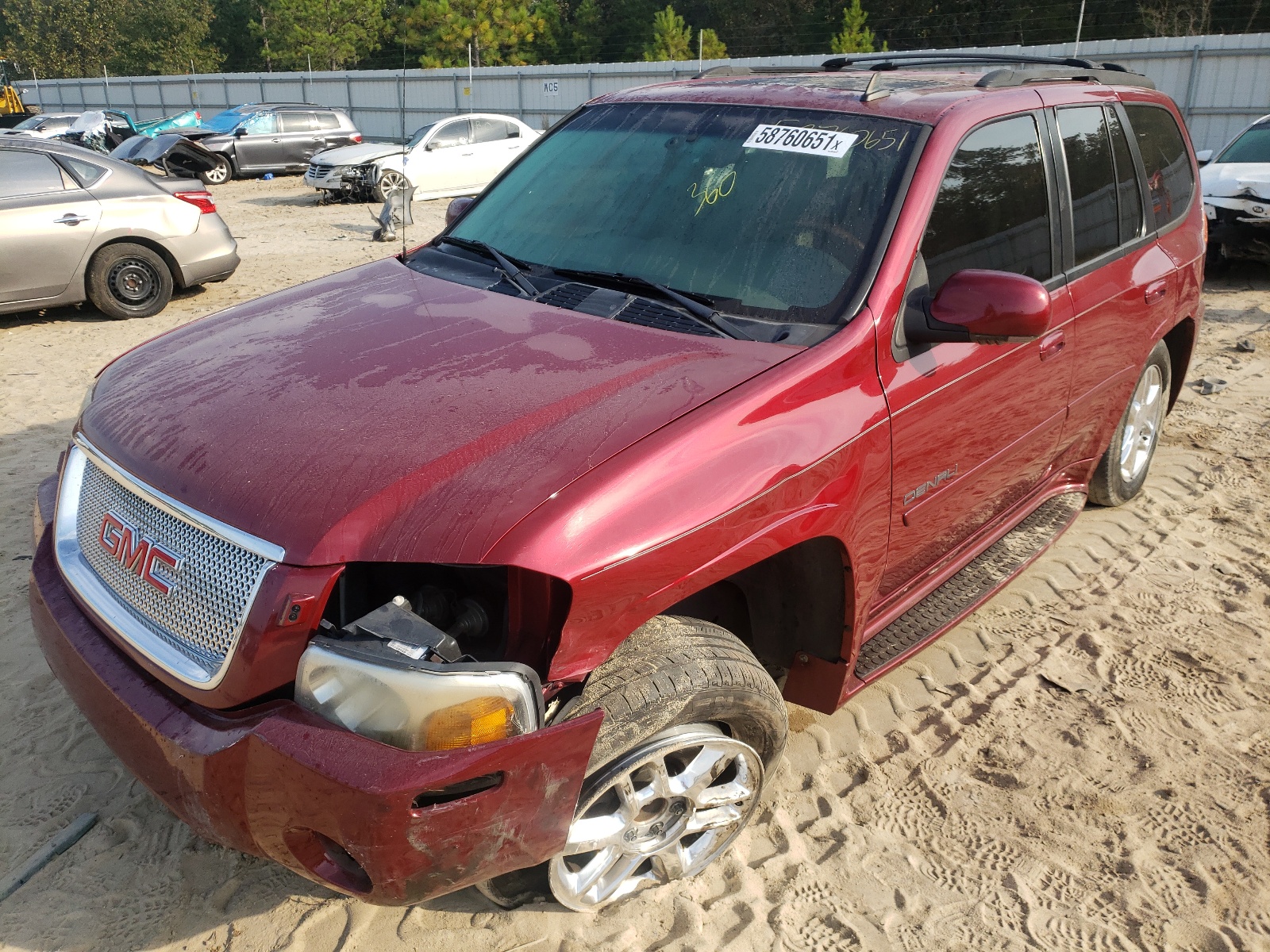 Photo 2 from auction – 2006 GMC ENVOY DENA with VIN 1GKES63M862221090