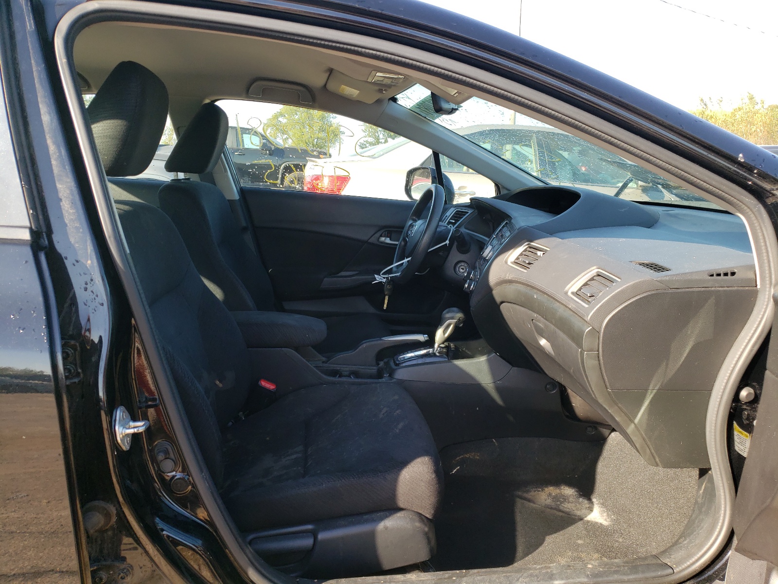 Photo 5 from auction – 2013 HONDA CIVIC LX with VIN 19XFB2F55DE219519