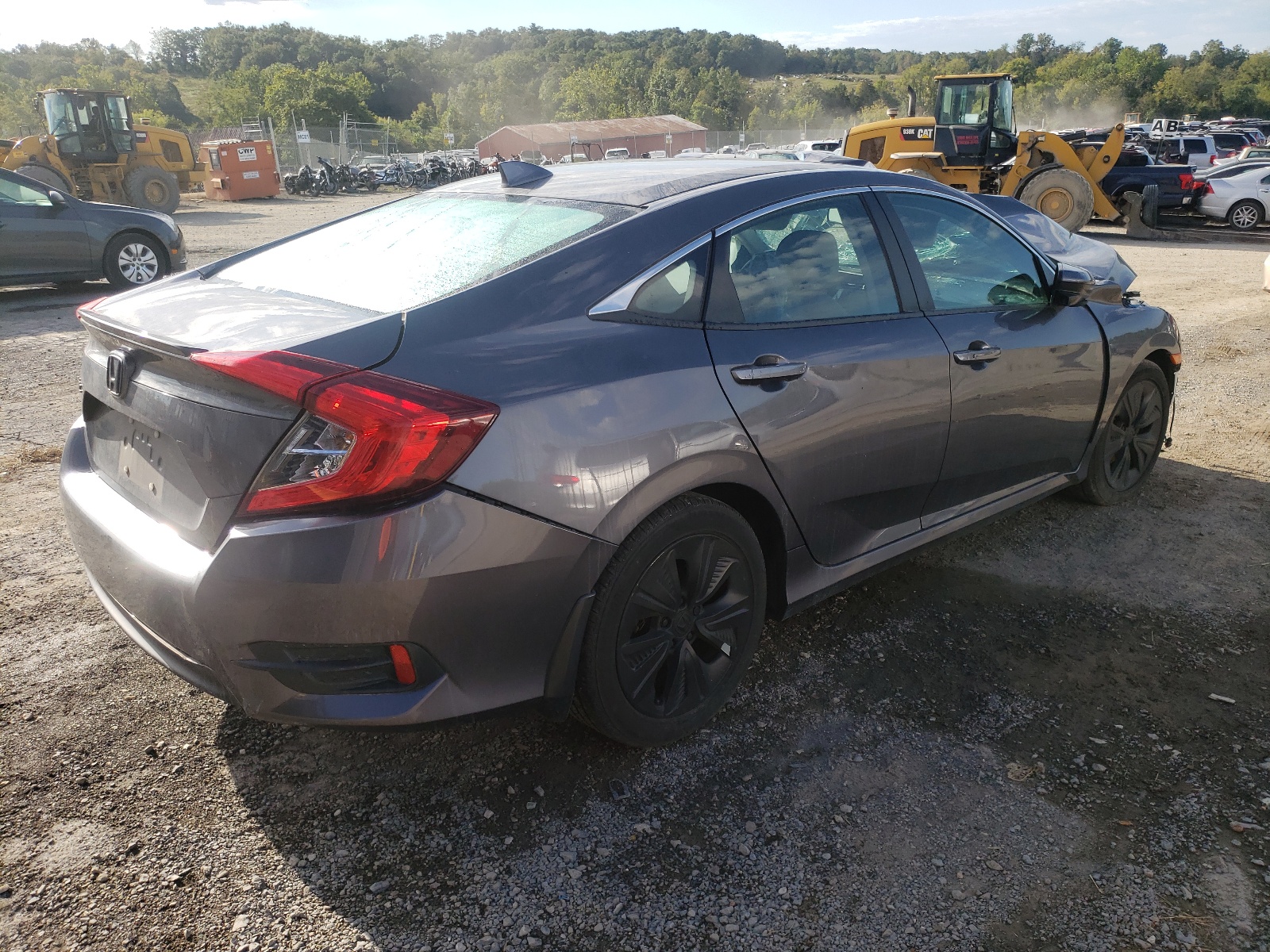 Photo 4 from auction – 2016 HONDA CIVIC EXL with VIN 2HGFC1F78GH652738