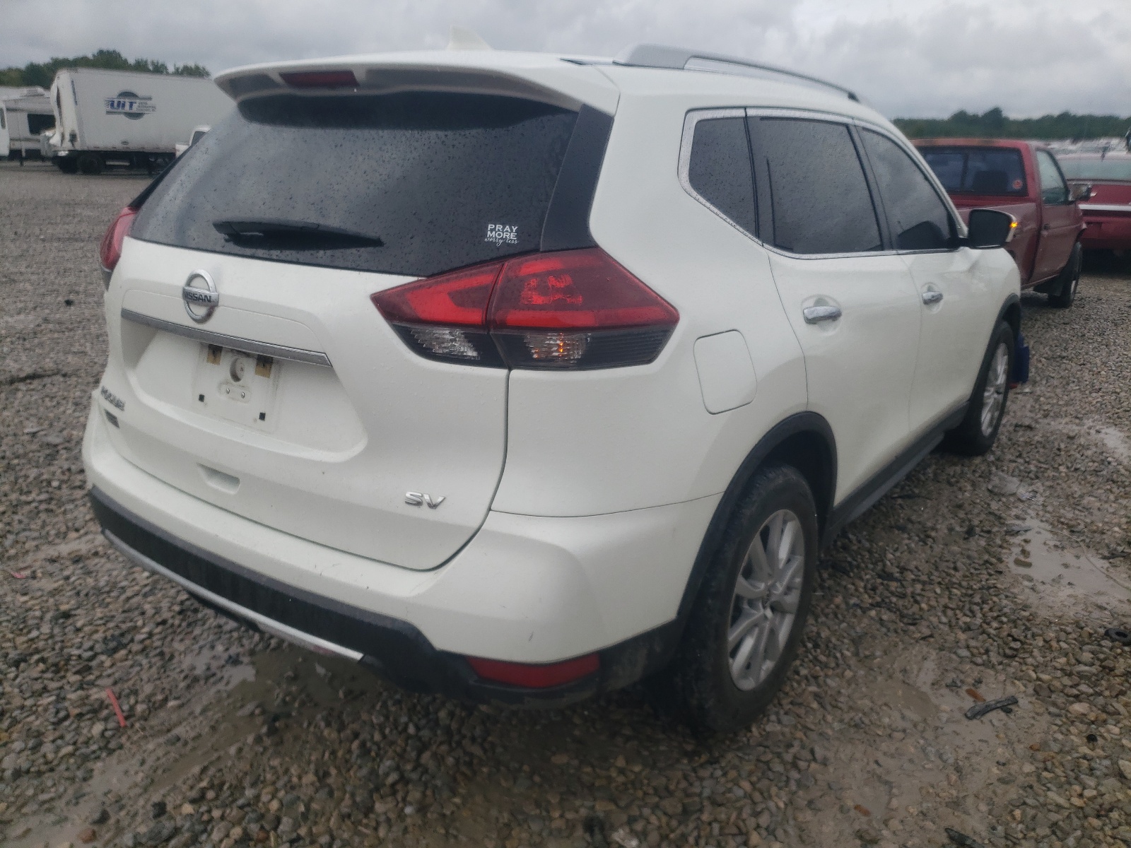 صورة رقم 4 من المزاد - 2018 NISSAN ROGUE S مع VIN KNMAT2MT1JP587233
