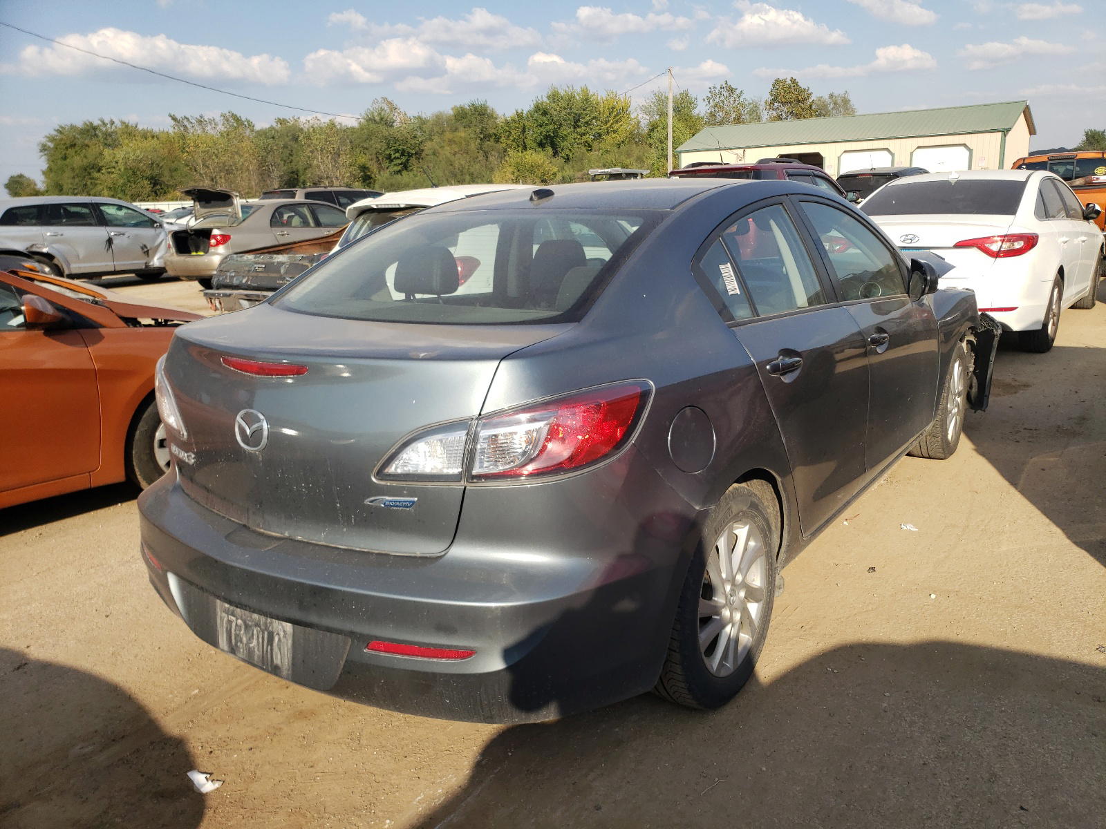 Photo 4 from auction – 2012 MAZDA 3 I with VIN JM1BL1W75C1620772