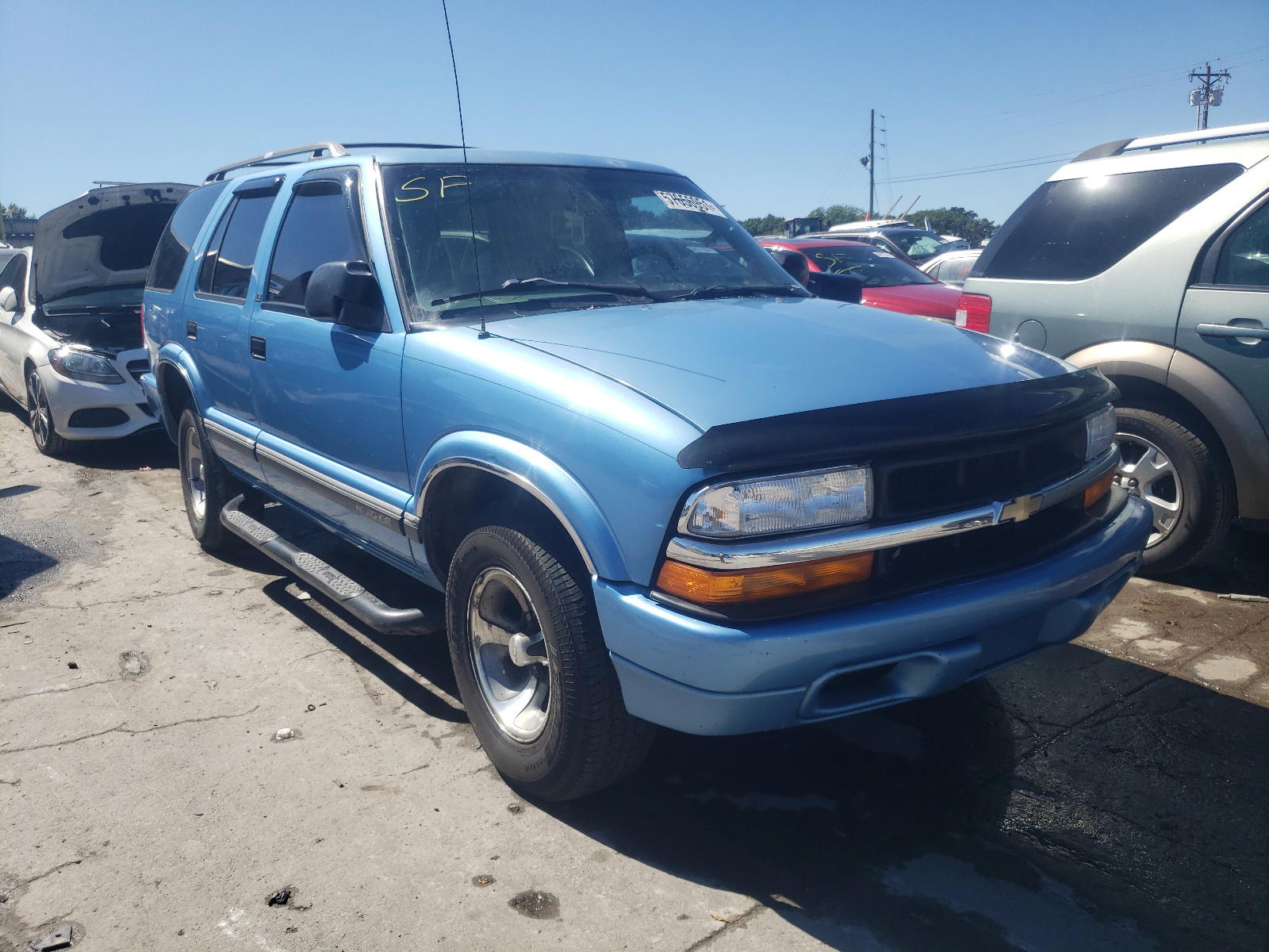 CHEVROLET BLAZER 1997 with VIN 1GNCS13W0VK225163 - Photo from auction