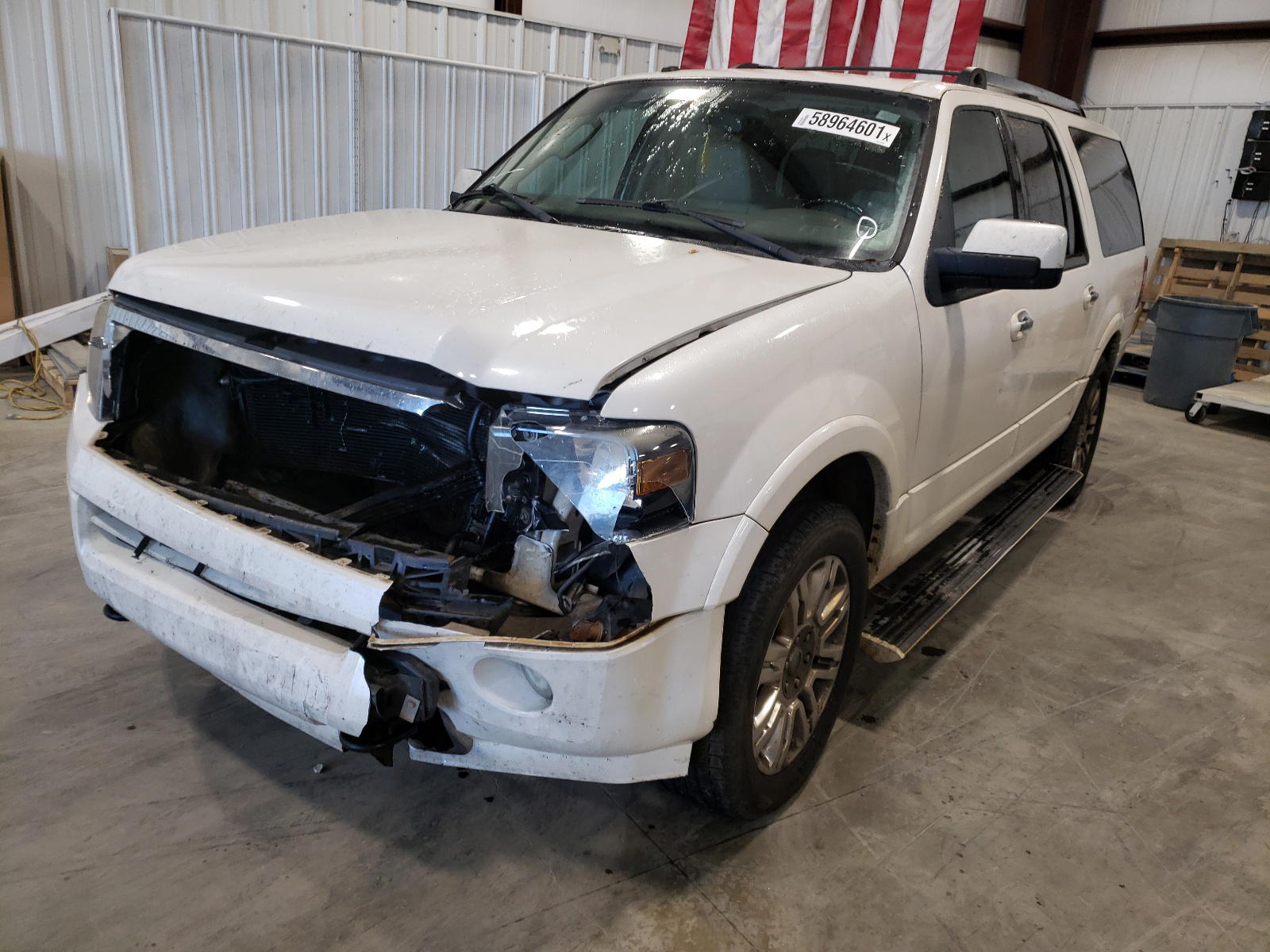 Photo 2 from auction – 2011 FORD EXPEDITION with VIN 1FMJK2A59BEF07906