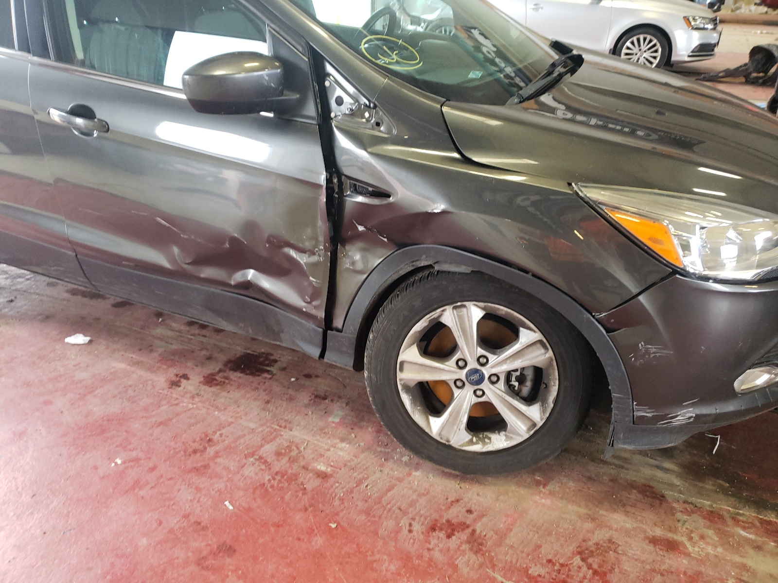 Photo 9 from auction – 2016 FORD ESCAPE SE with VIN 1FMCU9GX7GUA16932