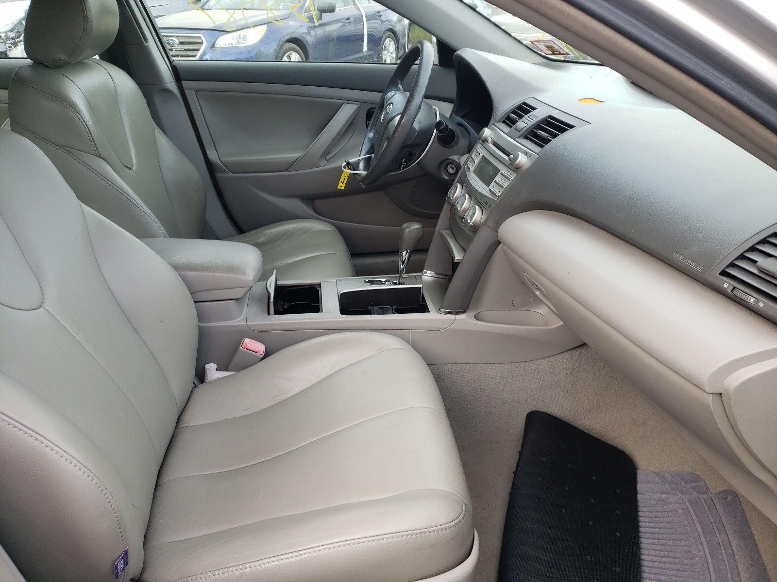 Photo 5 from auction – 2010 TOYOTA CAMRY BASE with VIN 4T1BF3EK7AU513674