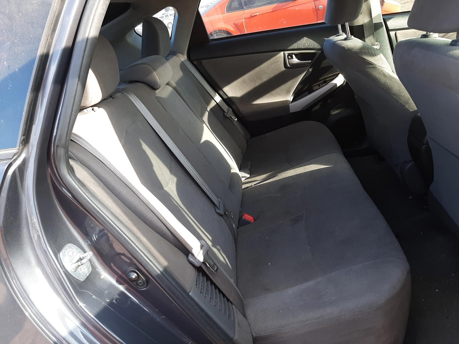 Photo 6 from auction – 2014 TOYOTA PRIUS with VIN JTDKN3DU9E1824928