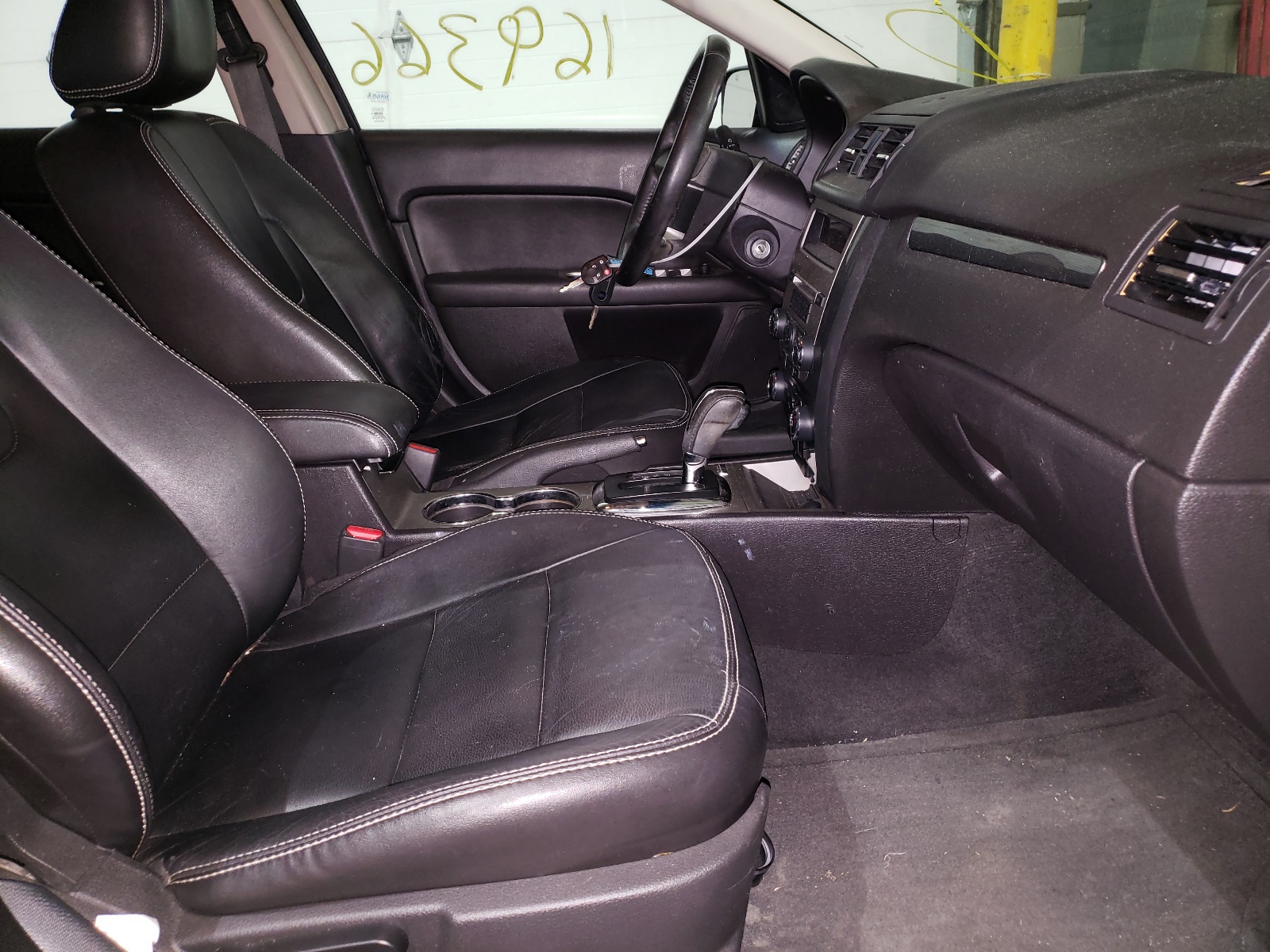 Photo 5 from auction – 2010 FORD FUSION SEL with VIN 3FAHP0JA3AR235232