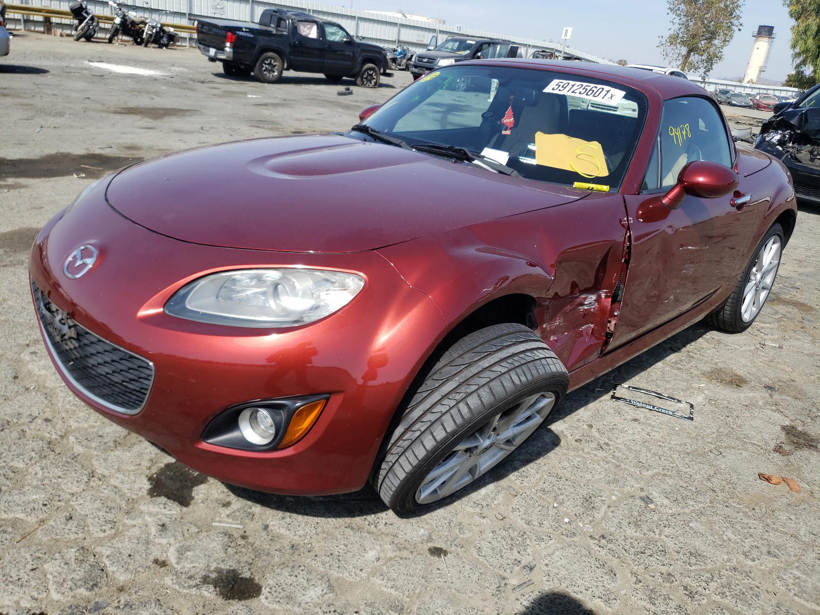 Photo 2 from auction – 2011 MAZDA MX-5 MIATA with VIN JM1NC2PF9B0218606