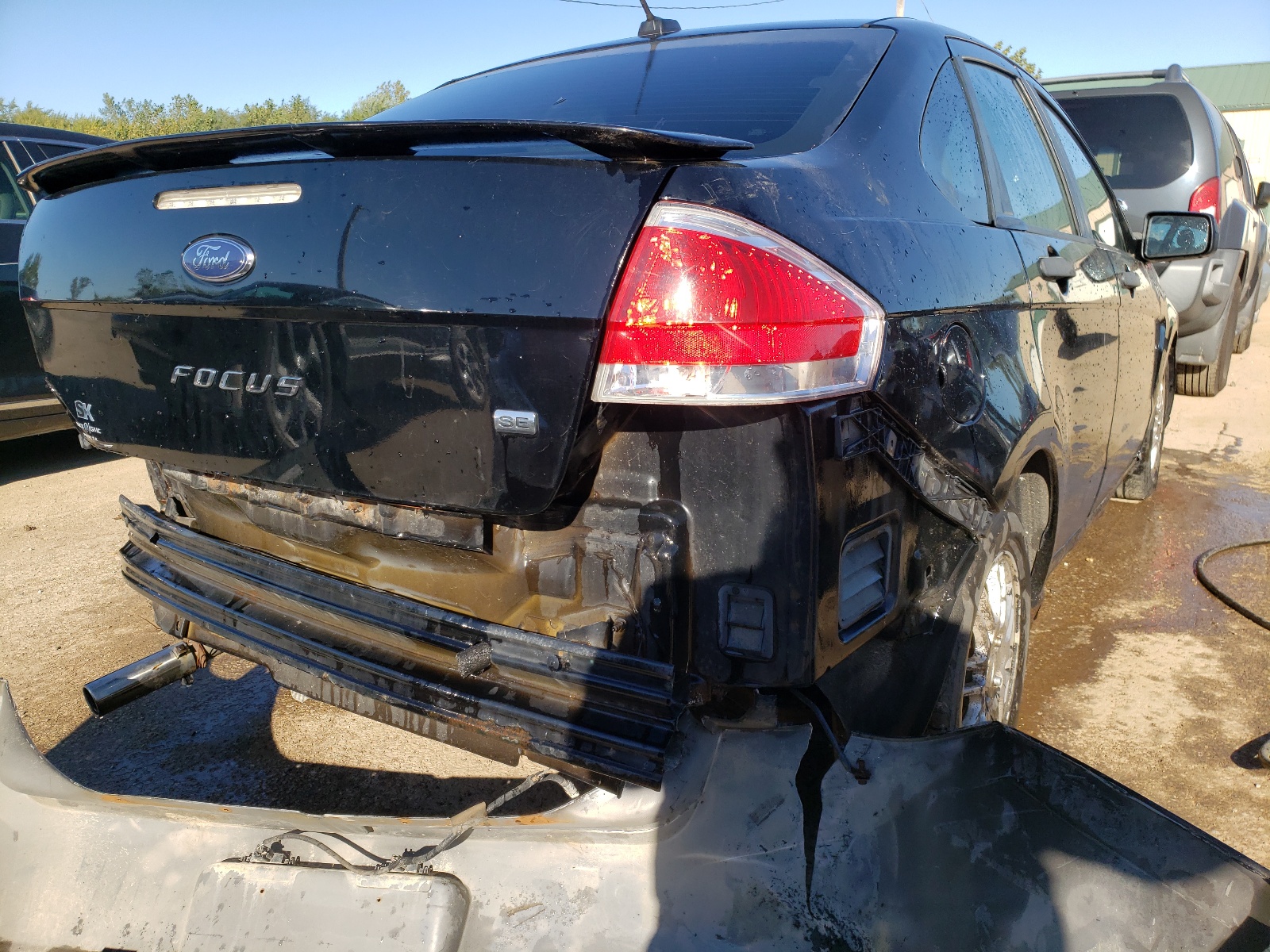 Photo 4 from auction – 2010 FORD FOCUS SE with VIN 1FAHP3FNXAW269422