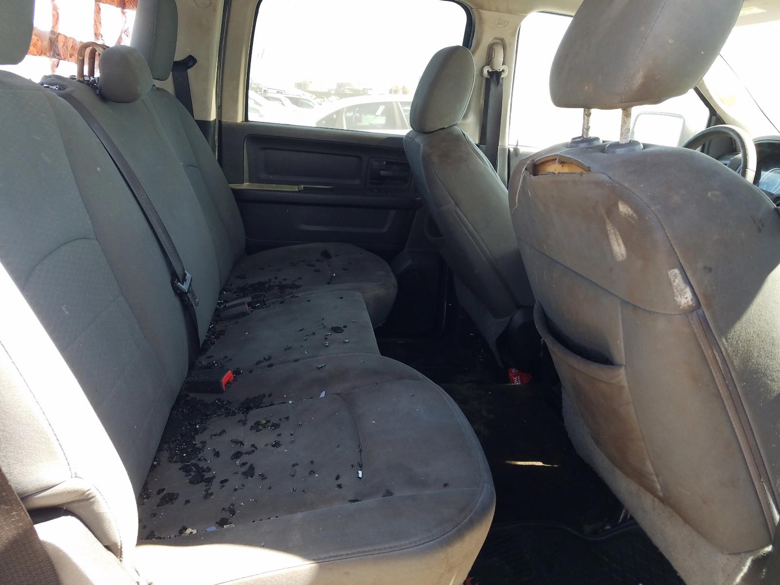 Photo 6 from auction – 2013 RAM 1500 ST with VIN 1C6RR6KT2DS632538